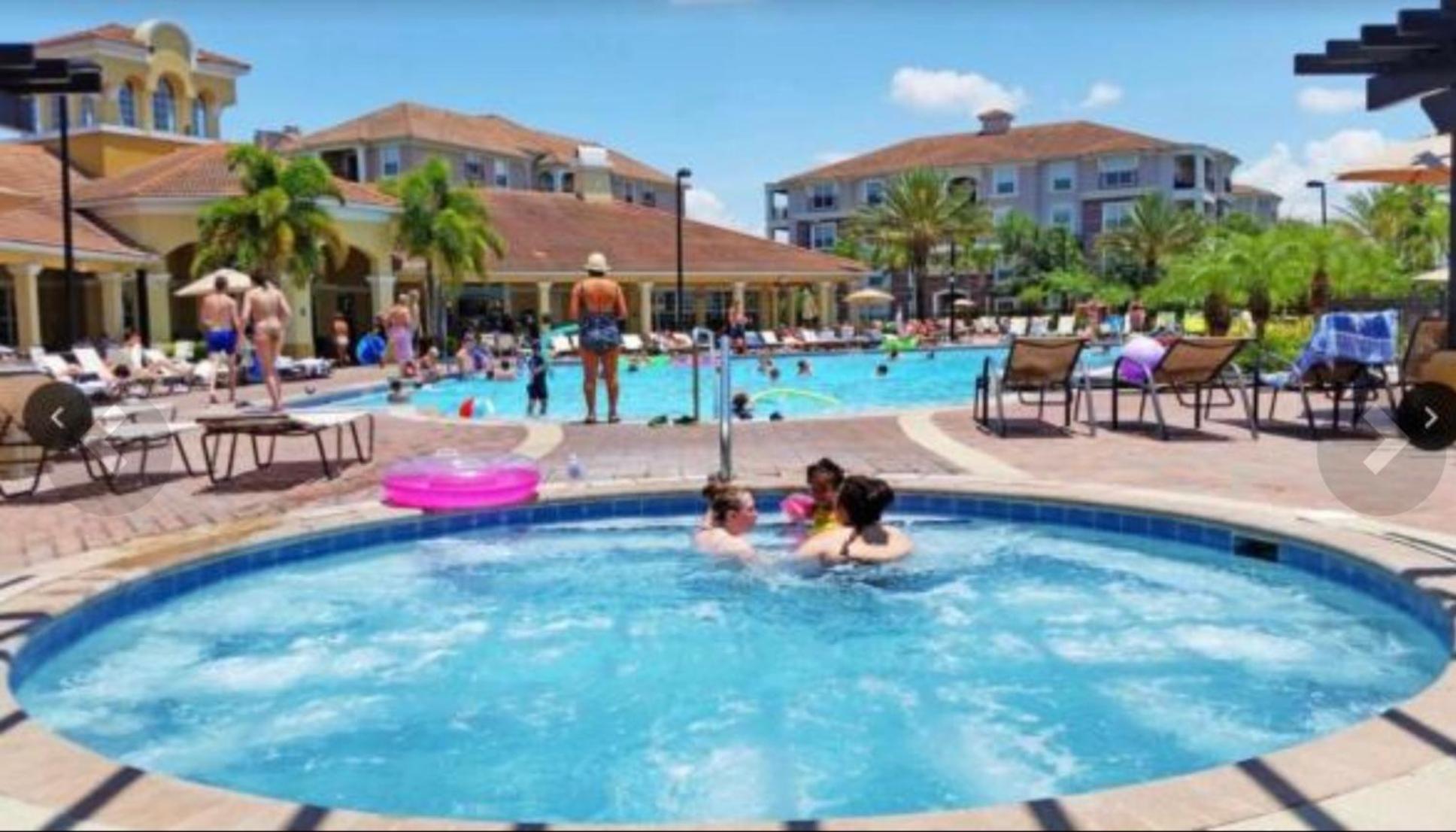 Executive 3 Bedroom Villa at Universal,Convention Center, Vista Cay