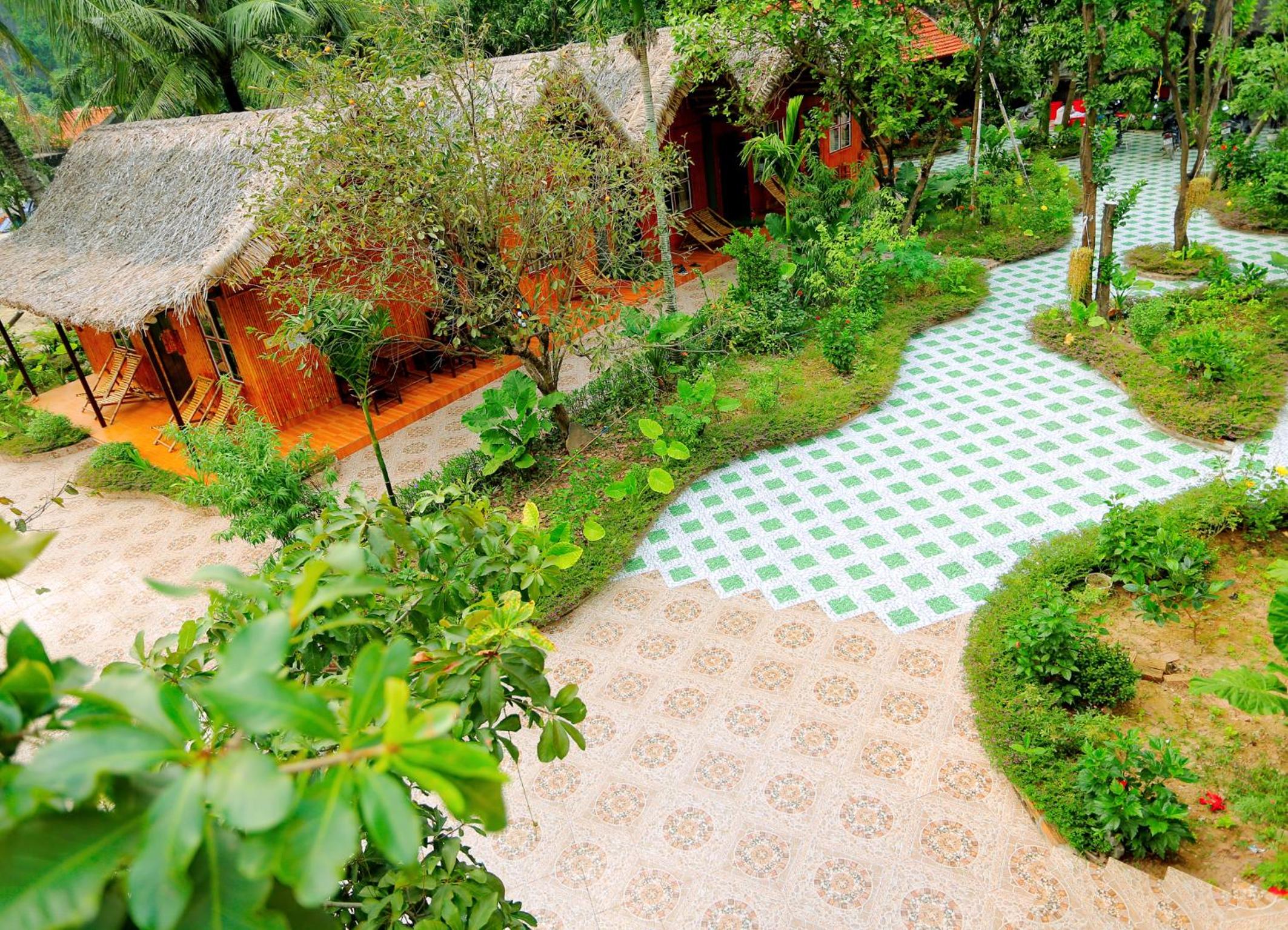 Tam Coc Valley Bungalow
