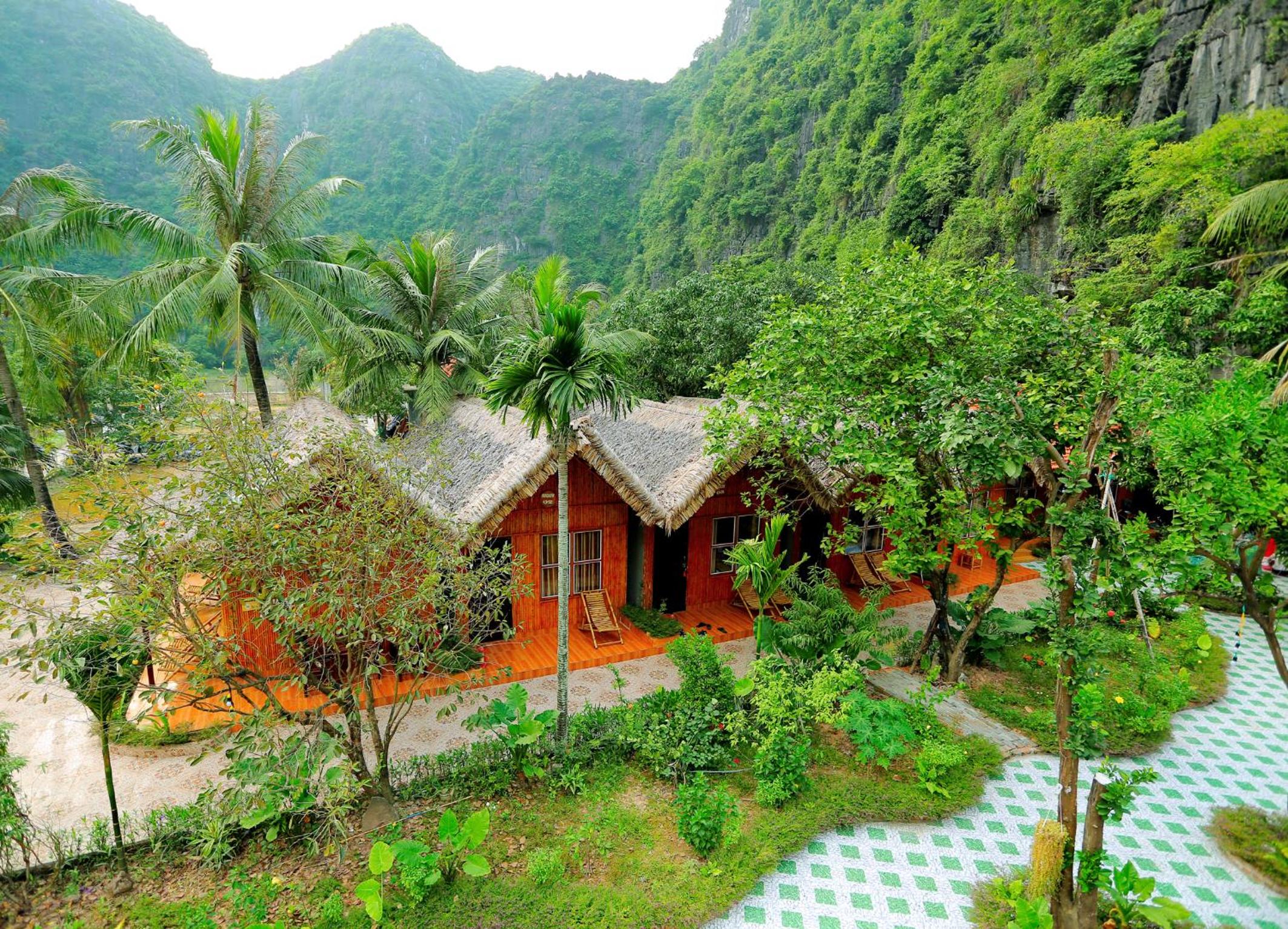 Tam Coc Valley Bungalow