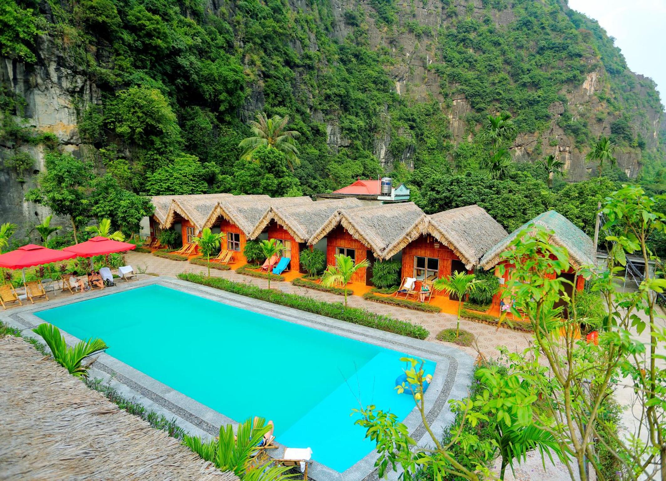 Tam Coc Valley Bungalow