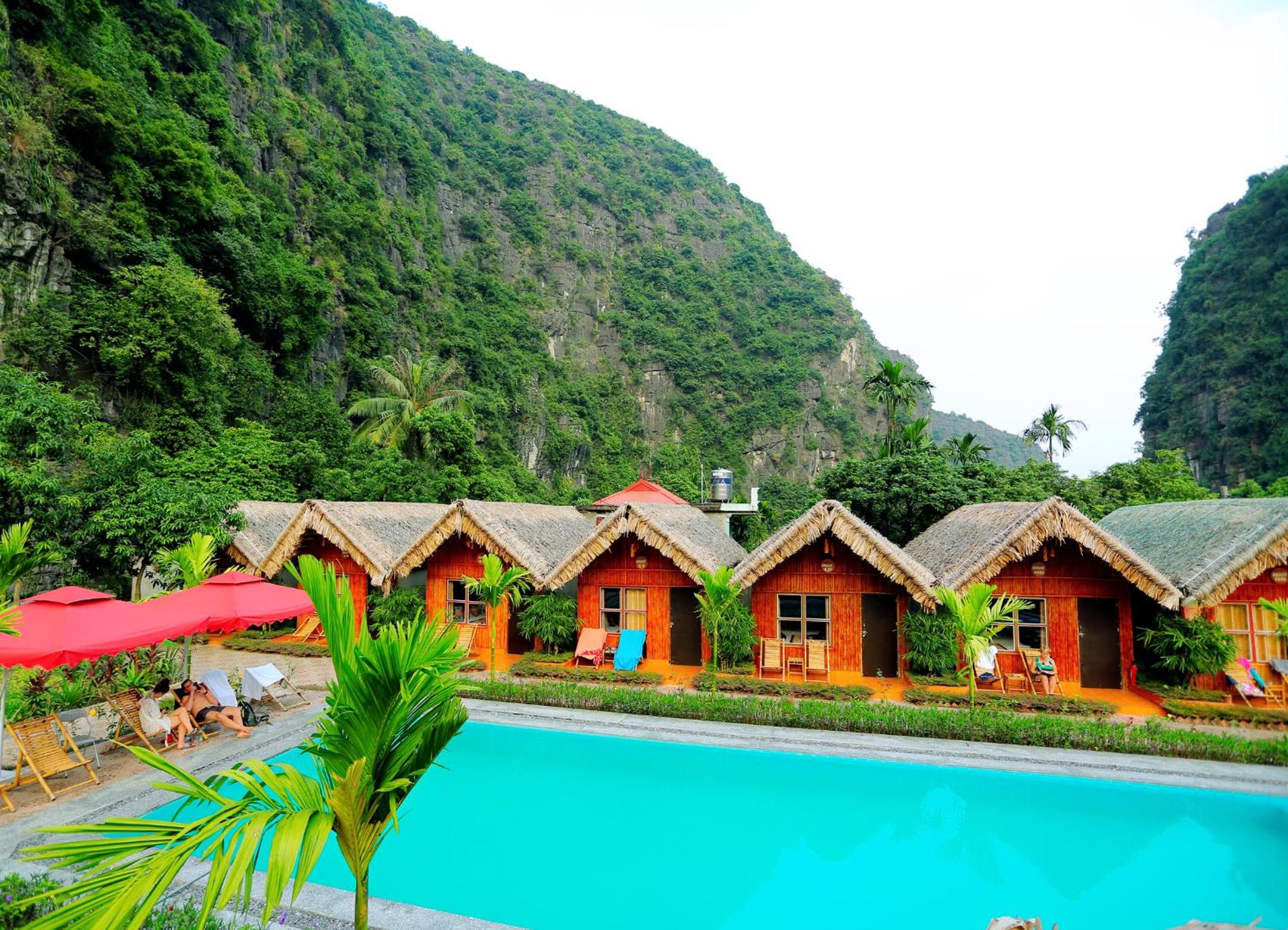 Tam Coc Valley Bungalow