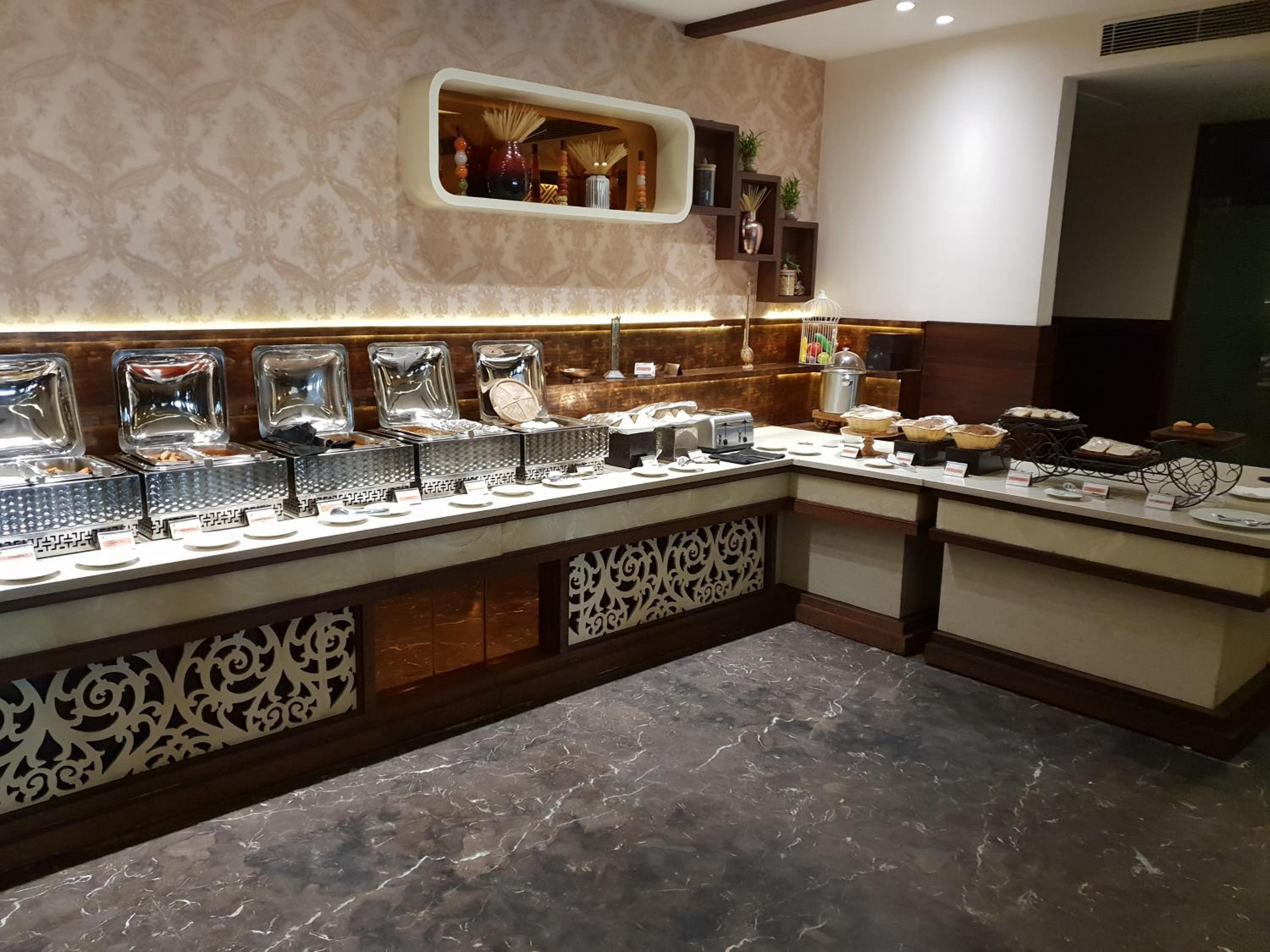 Hotel Imperia Suites