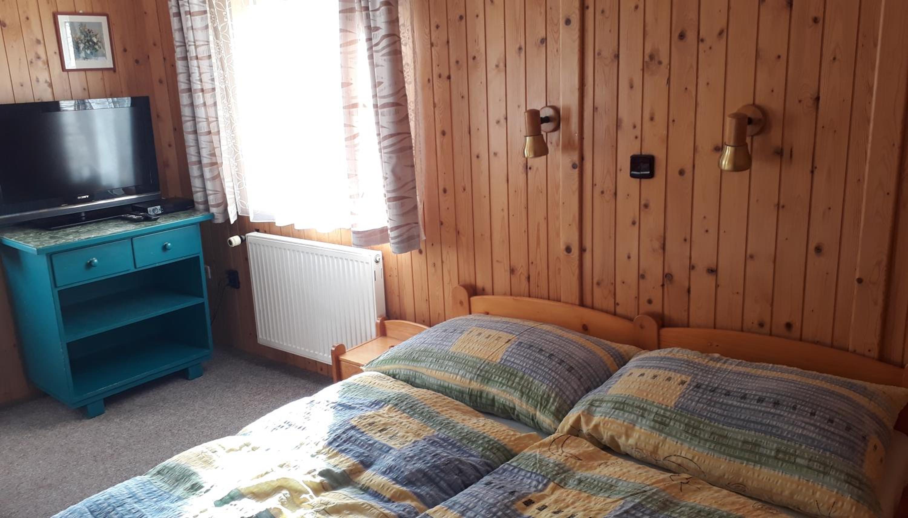 Pension 48
