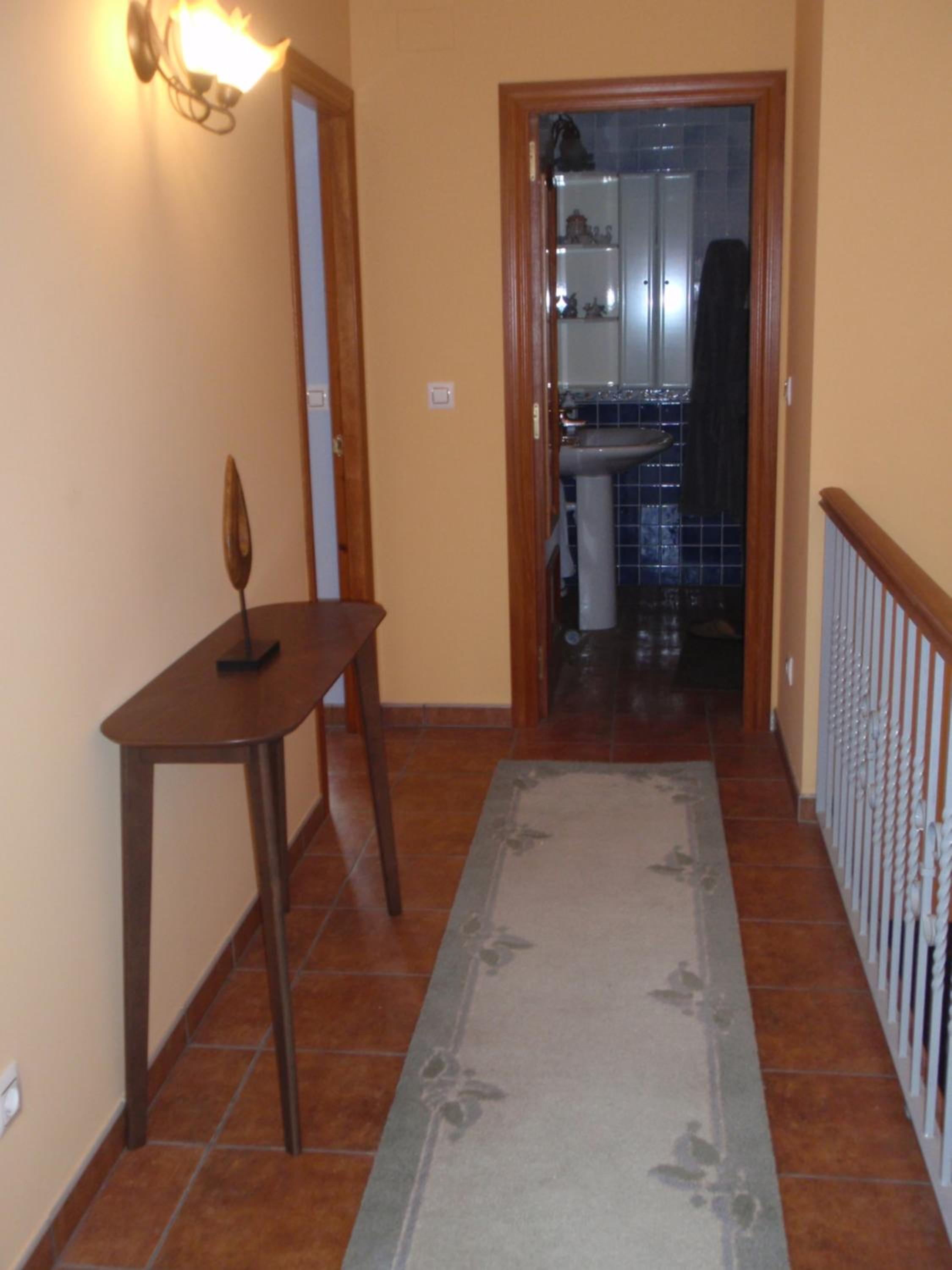 Photo 51