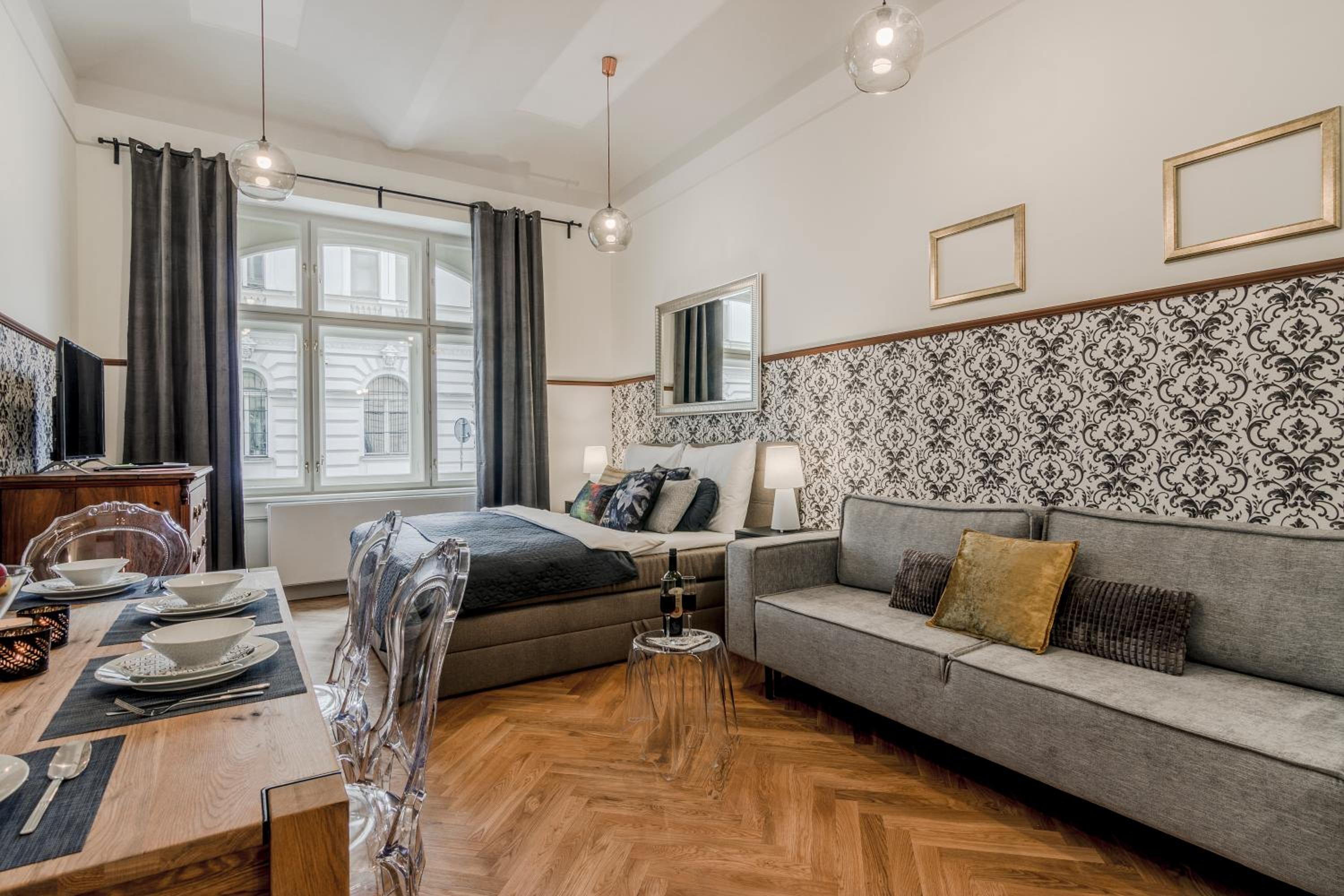 Prague Trendy Central Apartment by Michal&Friends