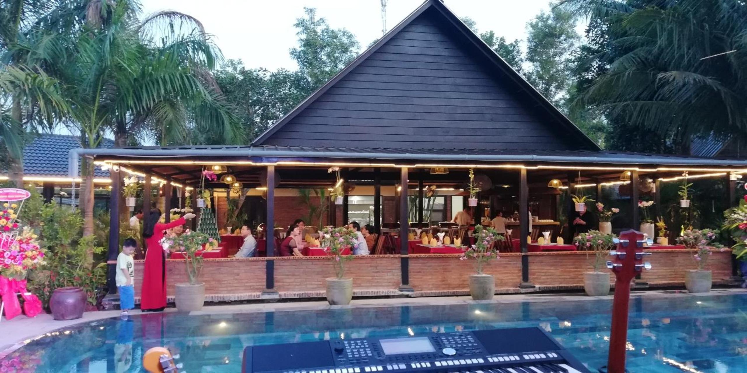 La Paloma Resort