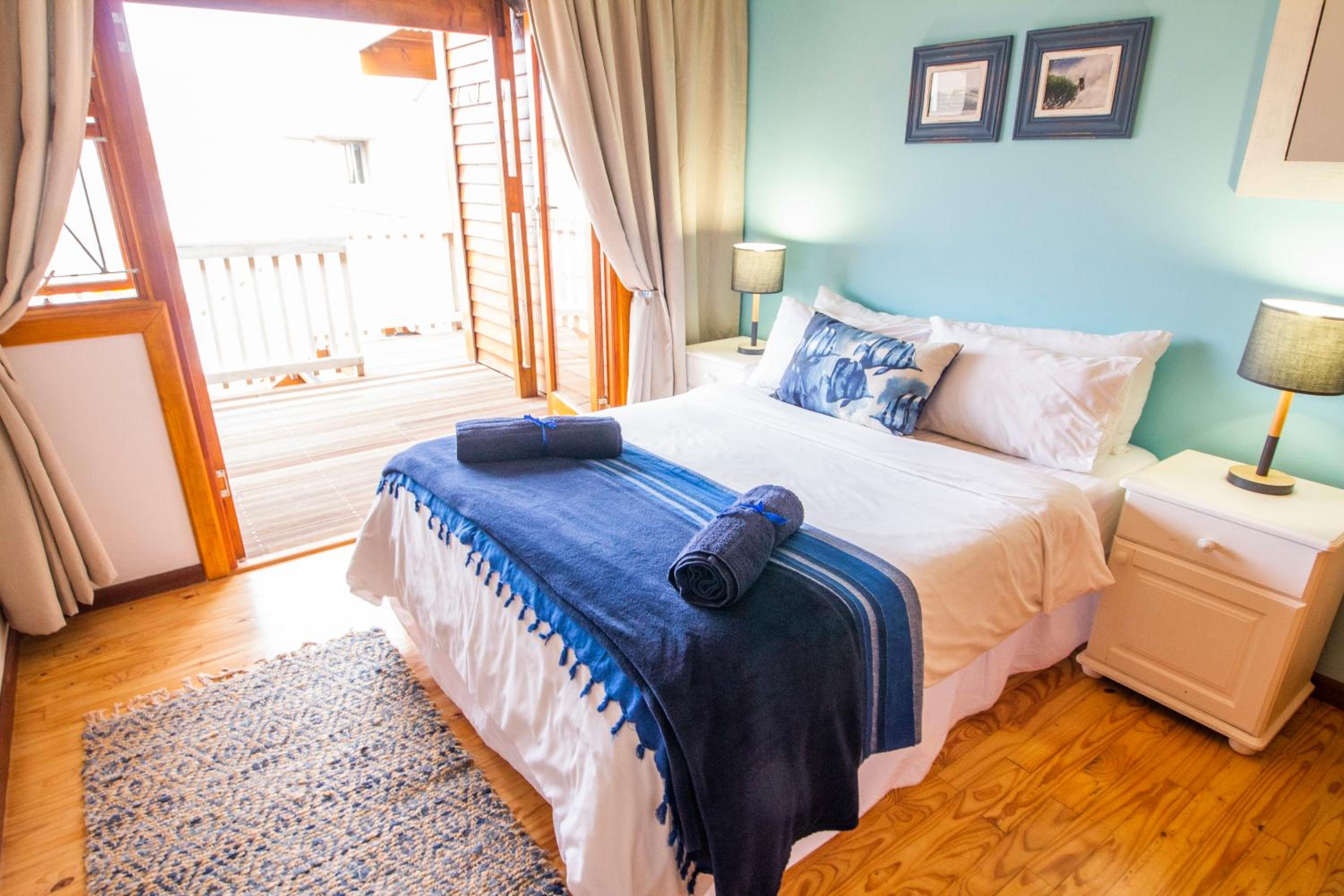 Happy Waves Holiday Home view 3