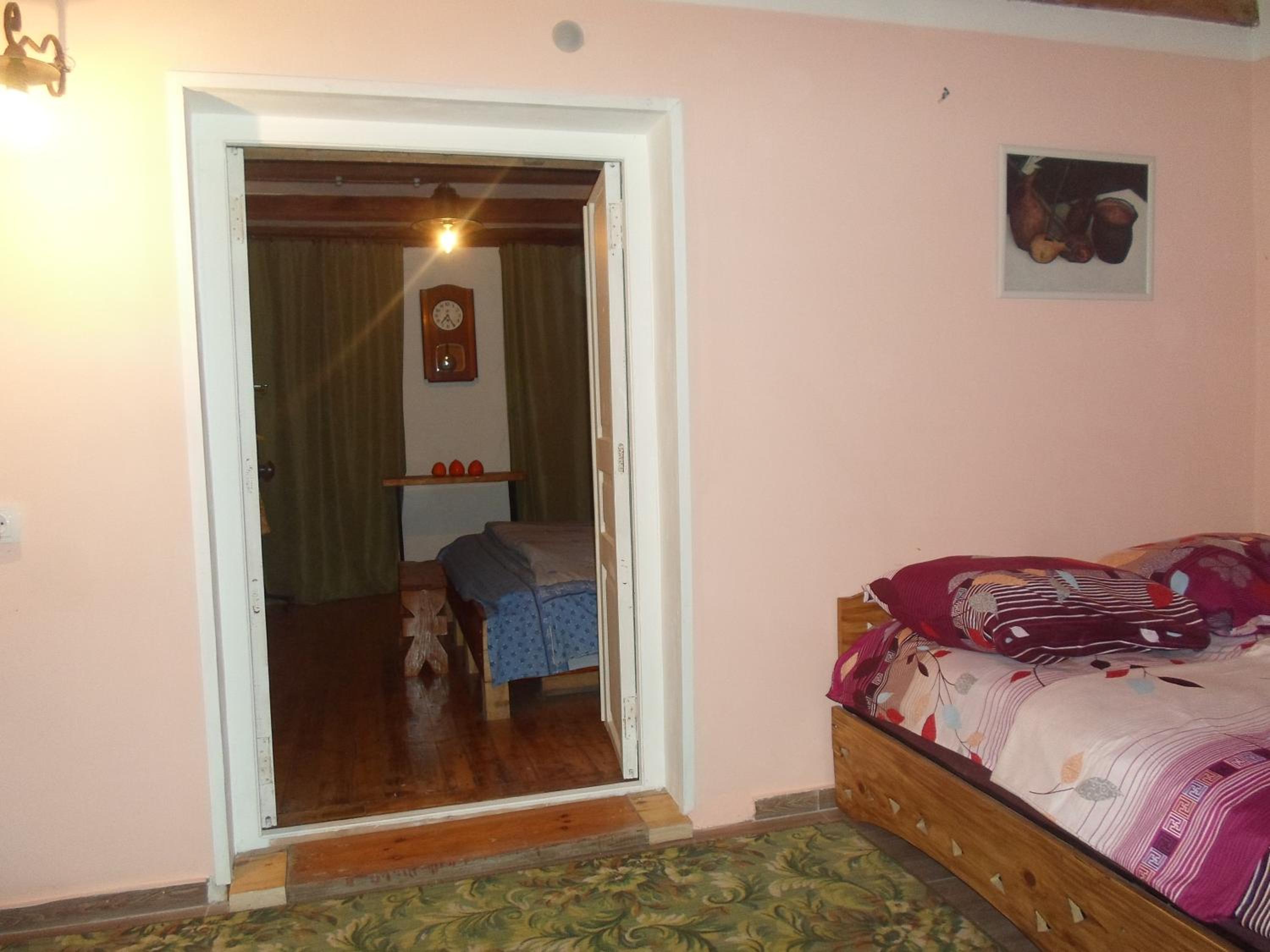 Photo 57