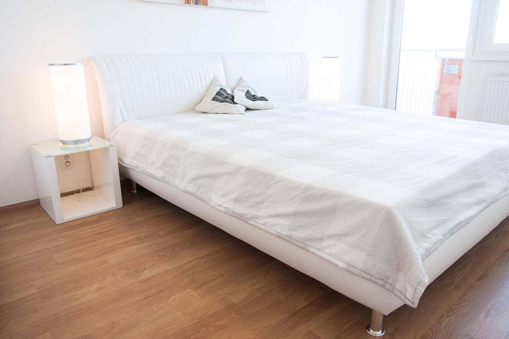 Spacious 3- rooms appartment with two terraces