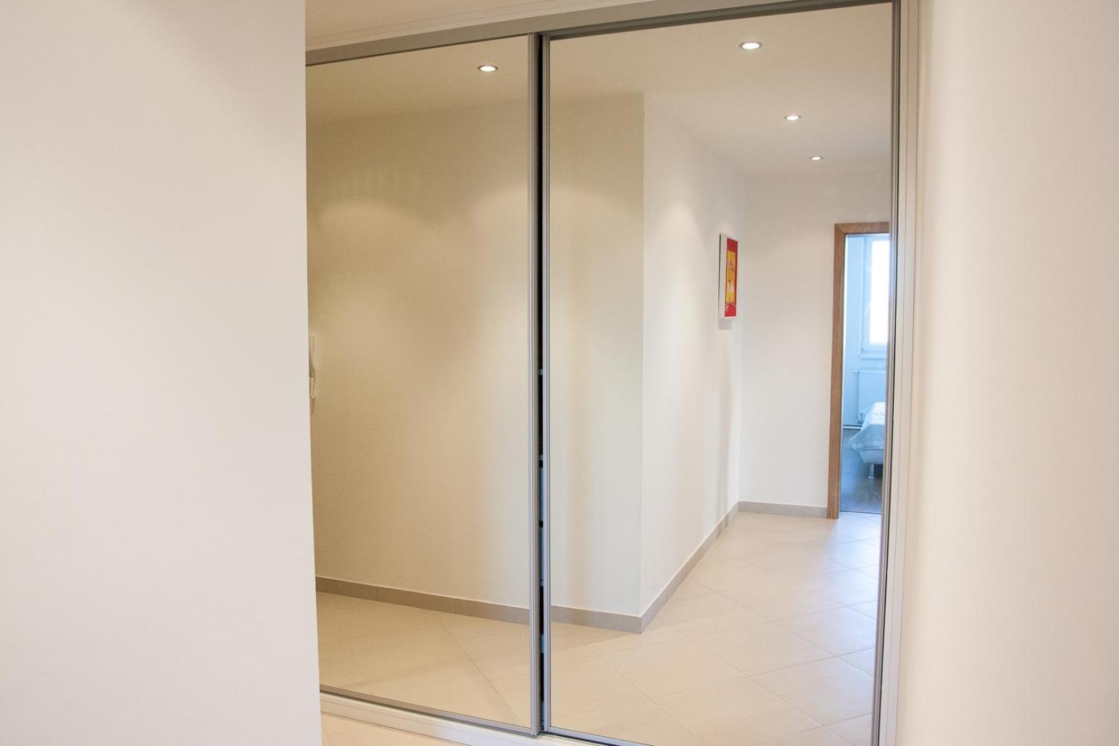 Spacious 3- rooms appartment with two terraces