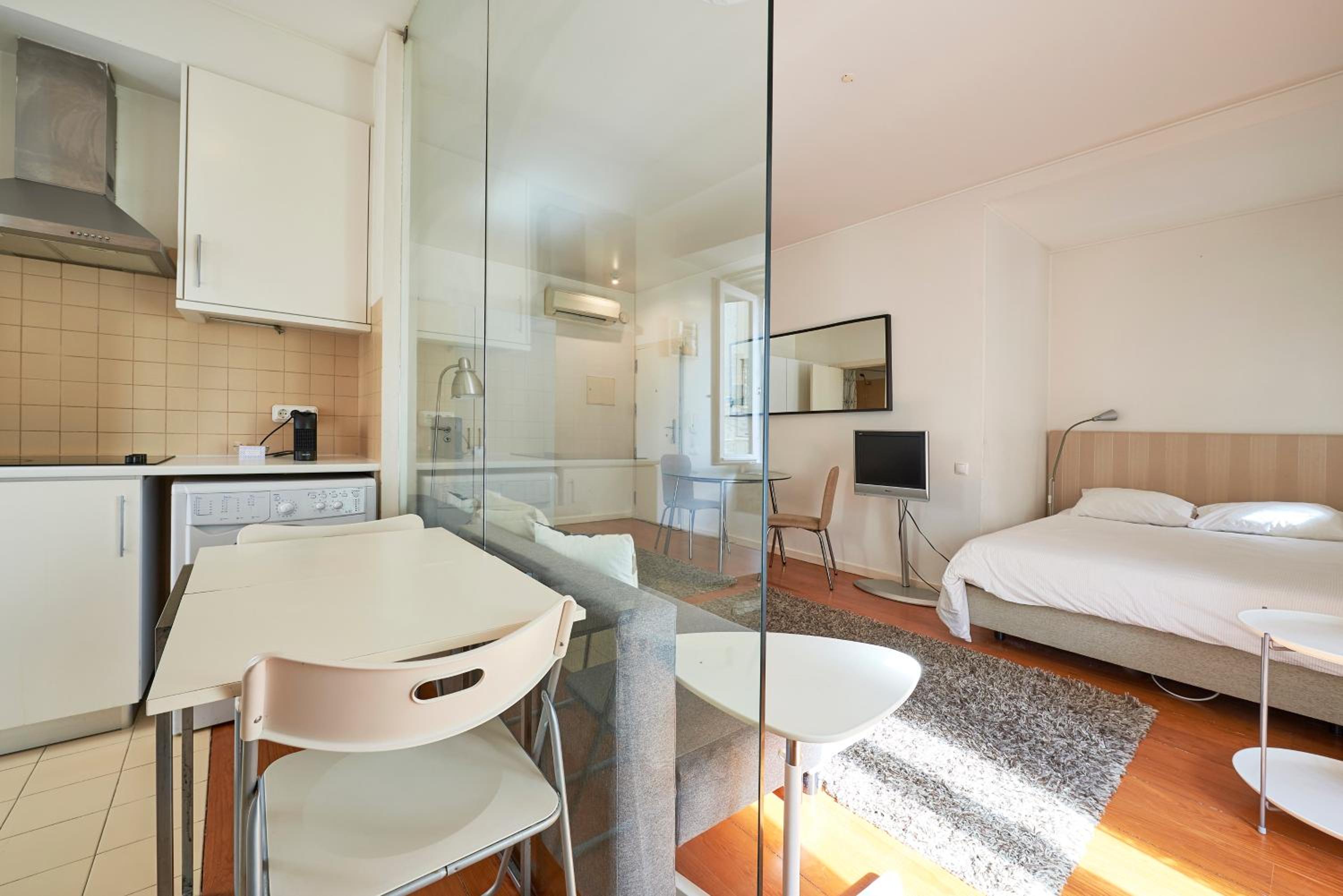 Salgadeiras Suites - Bairro Alto