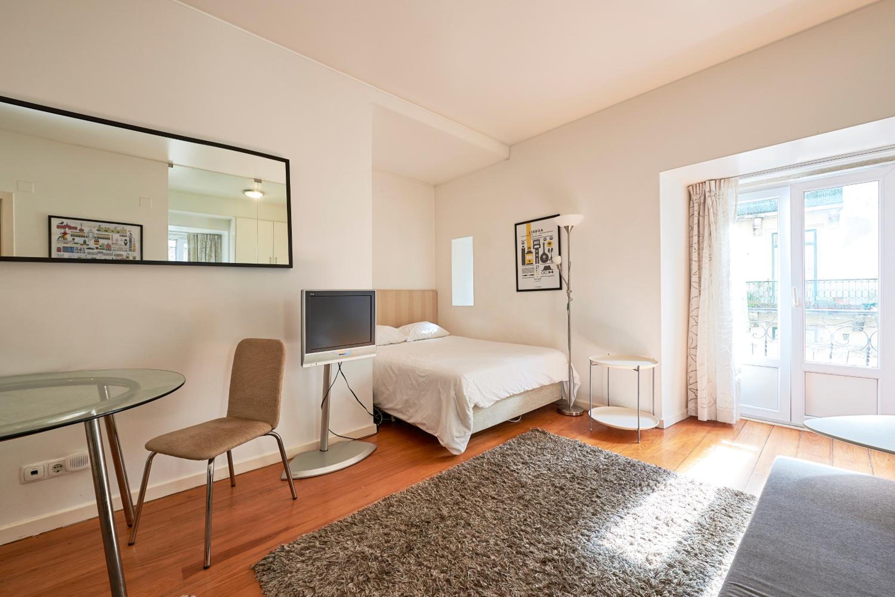 Salgadeiras Suites - Bairro Alto