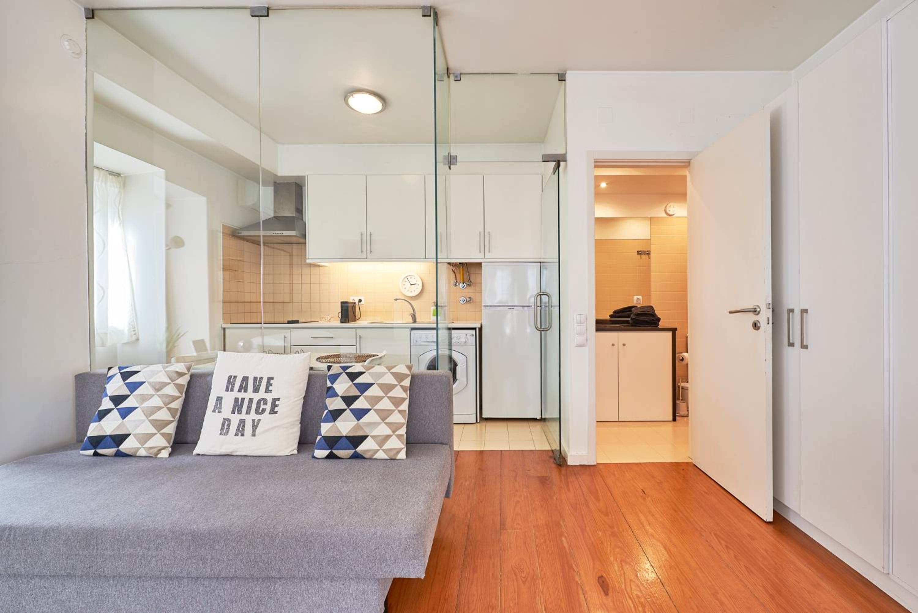 Salgadeiras Suites - Bairro Alto