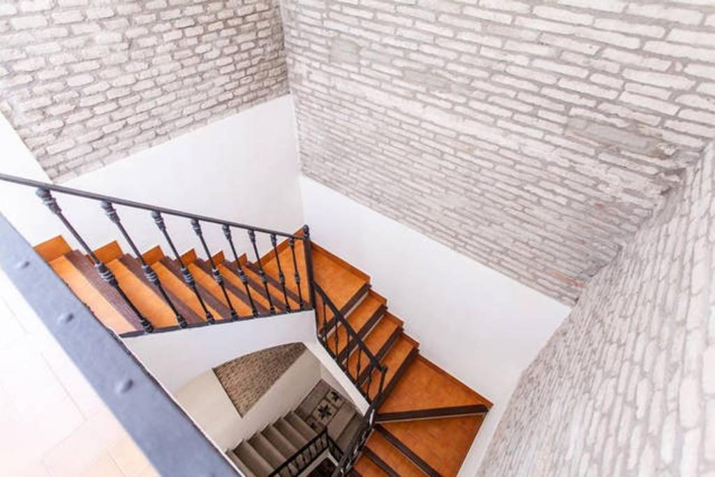 Hostly Rivero 2B Center-Fibre-communal terrace-Parking Optional-CLess photo 5