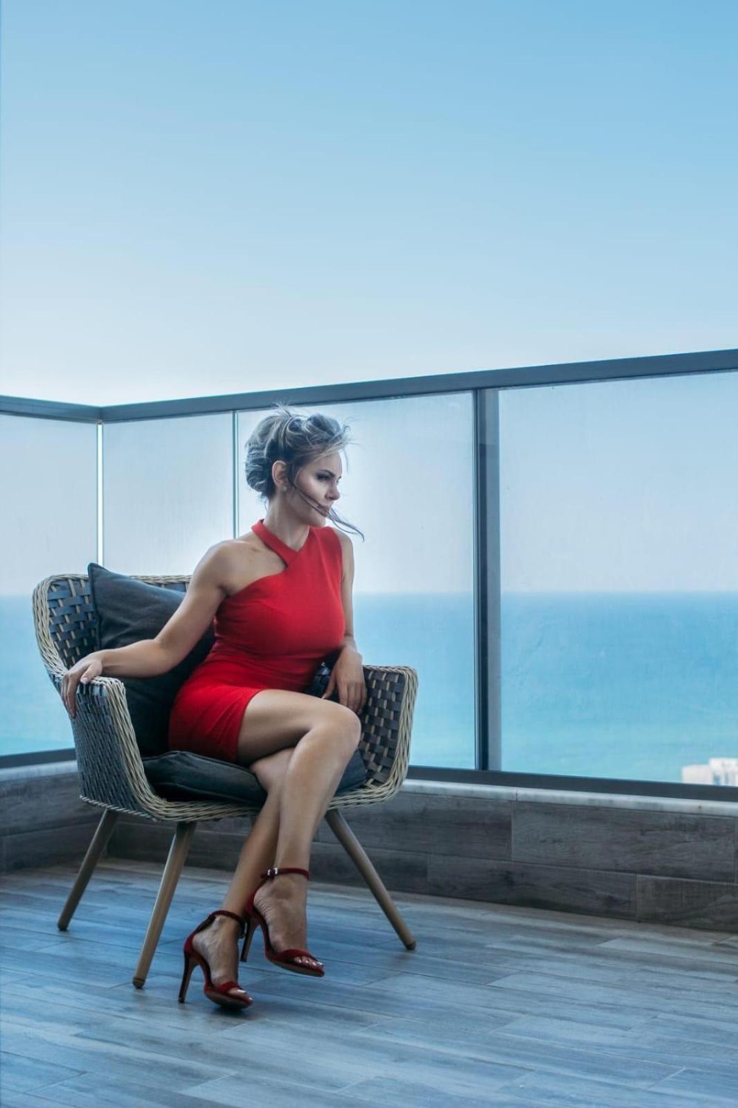 Apartment "Style City" With Sea View