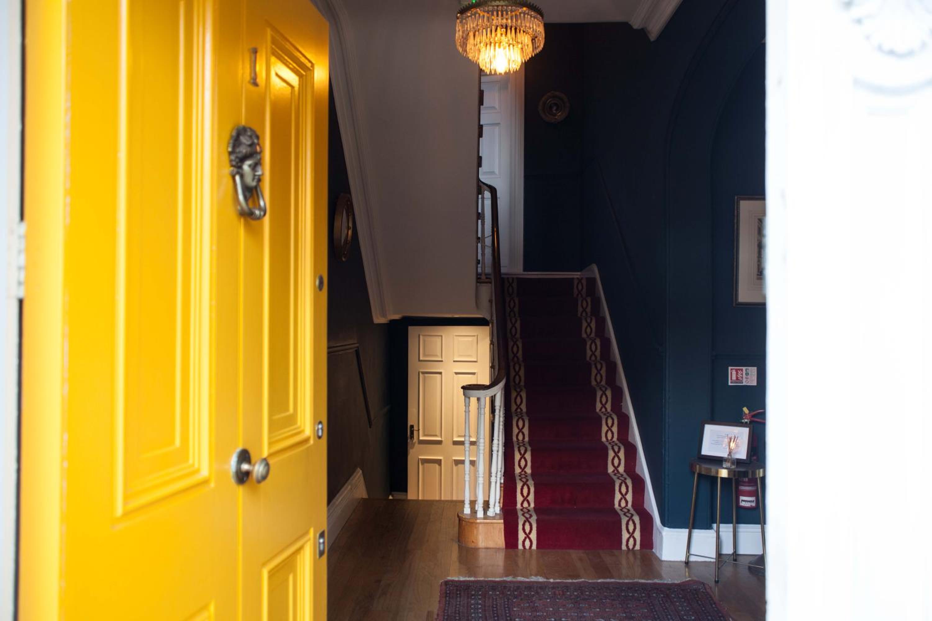 The Historical Harcourt Suites