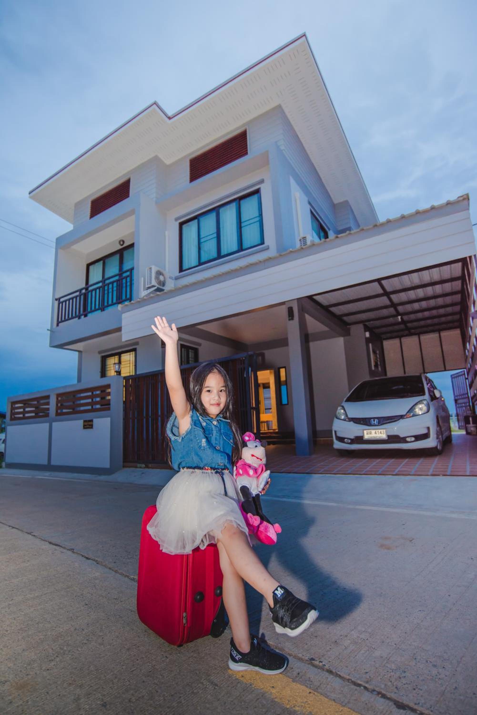 Riverview Loft house view 5
