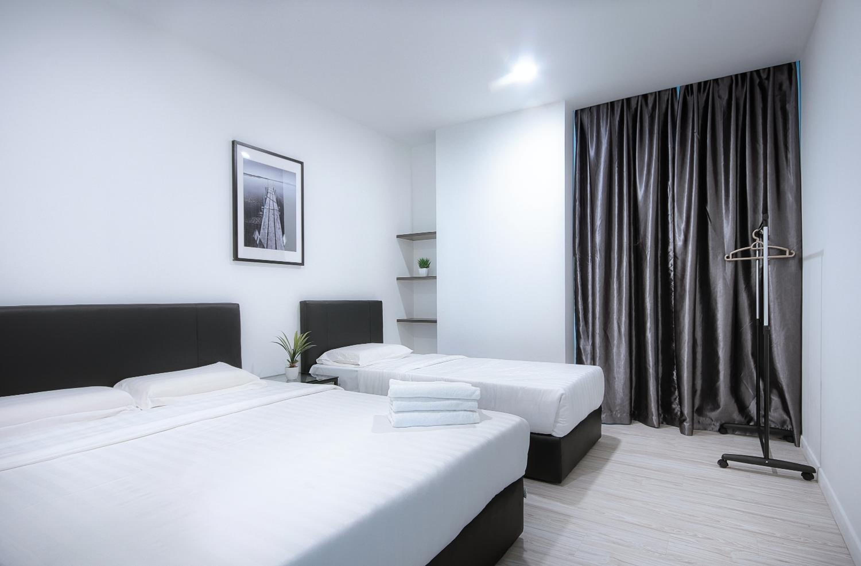 KEEN Suites@Sutera Avenue