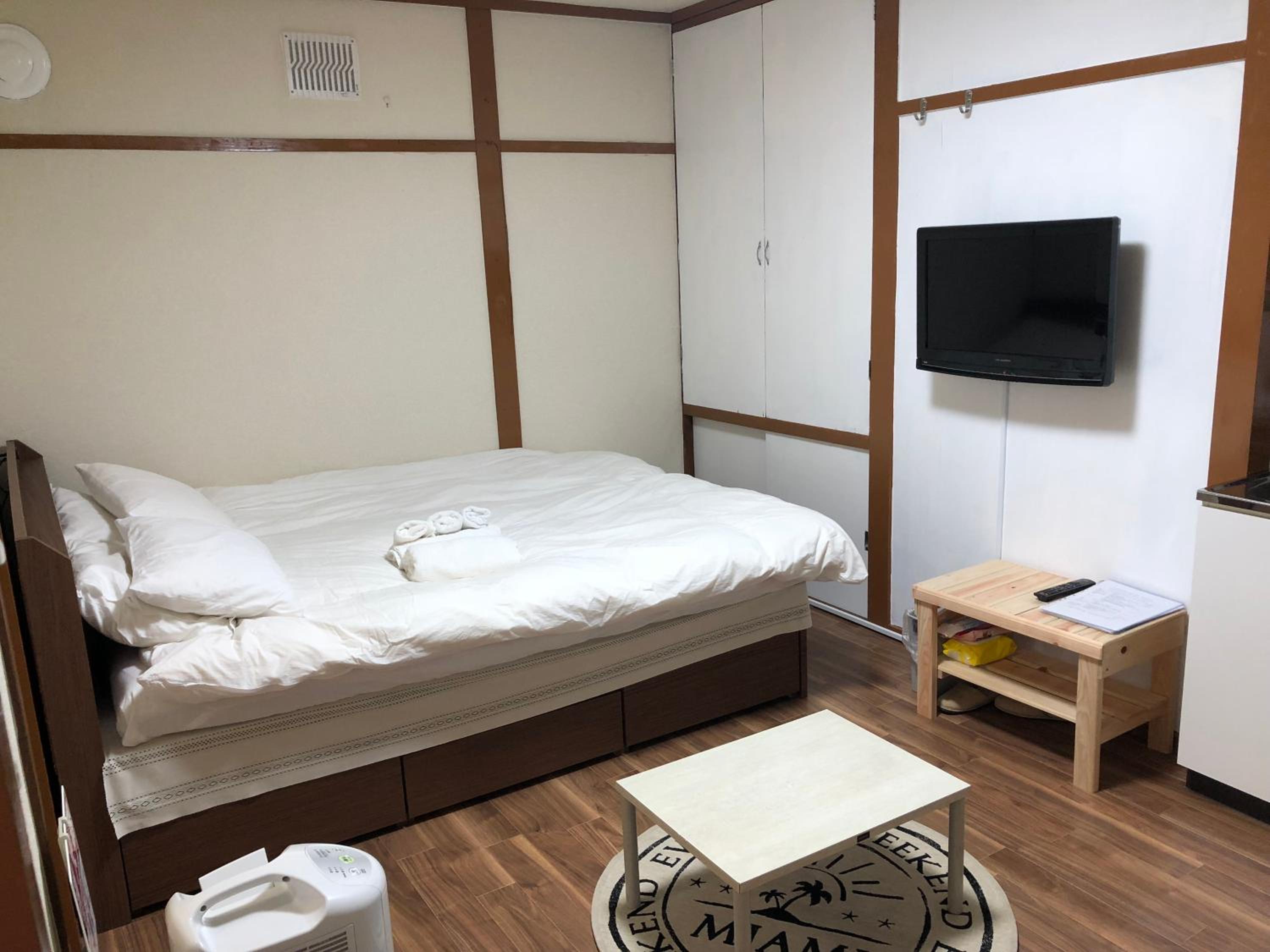 Happy Apartment
