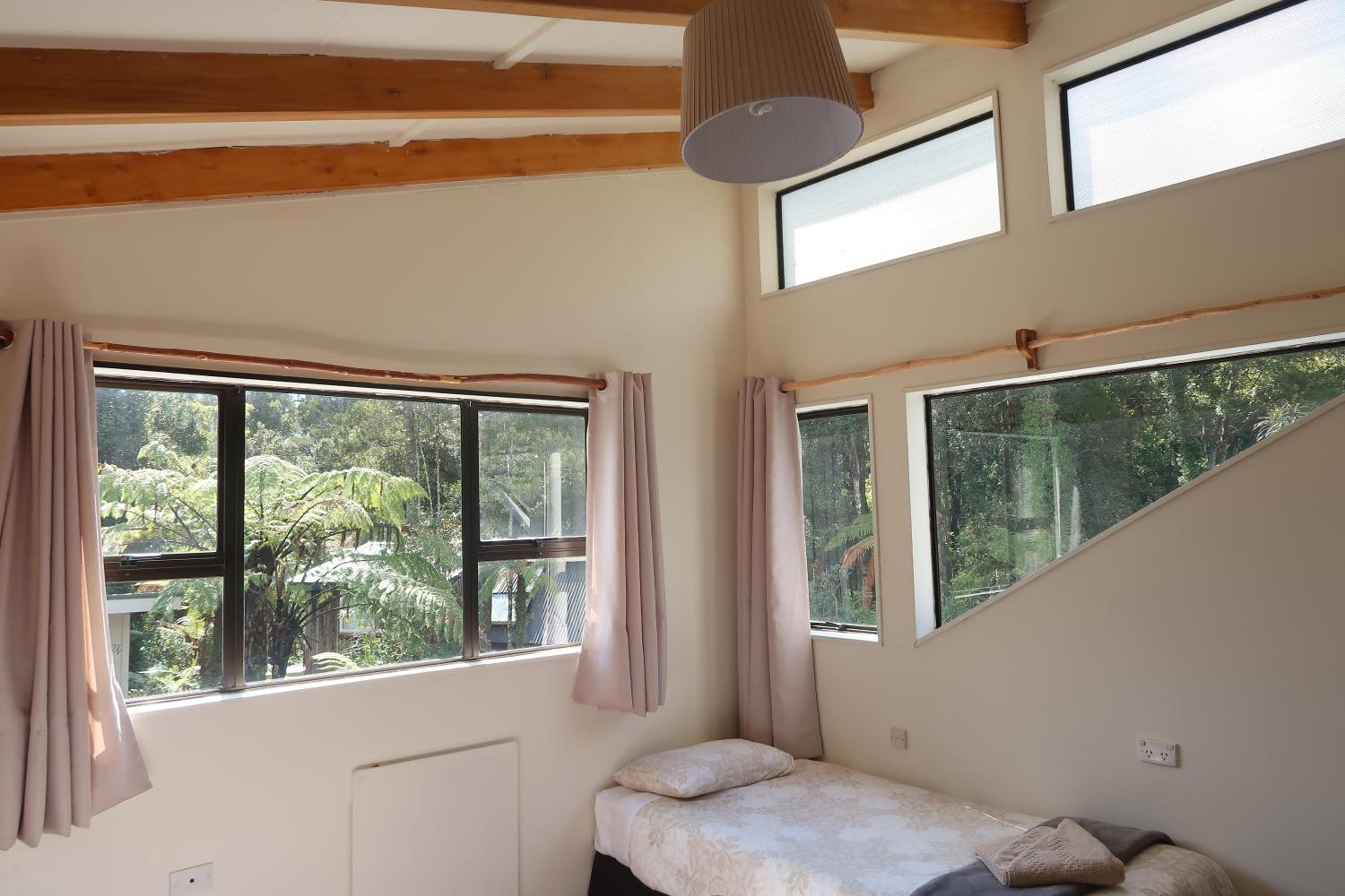Te Nikau Retreat