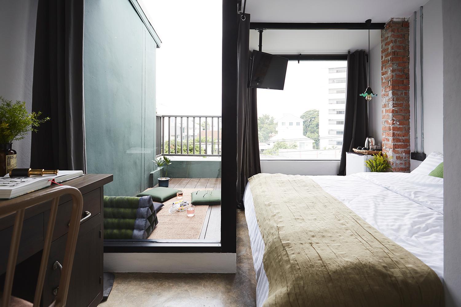 hotel room