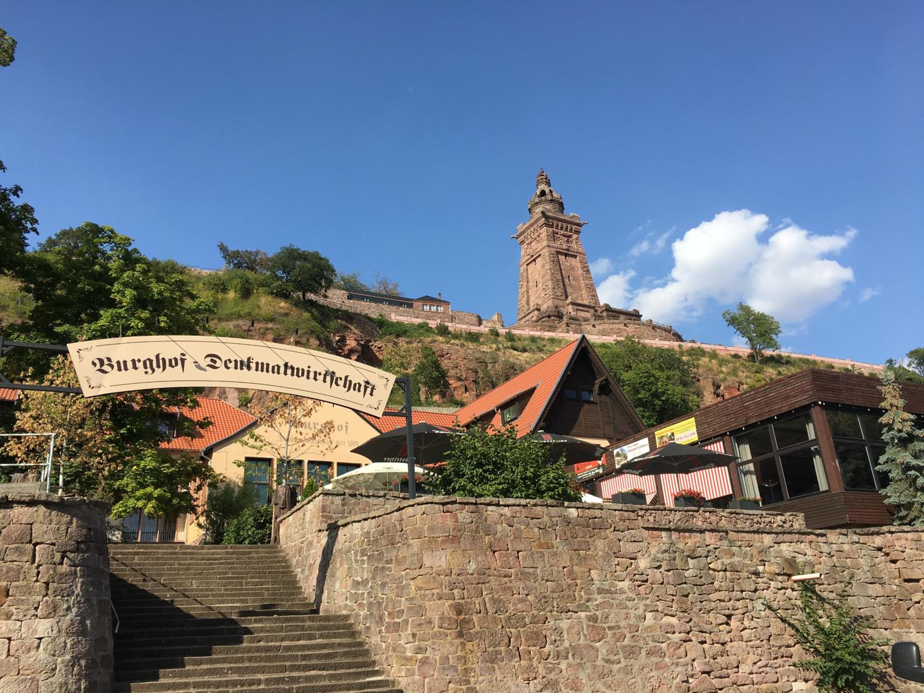 Burghof Kyffhäuser view 2