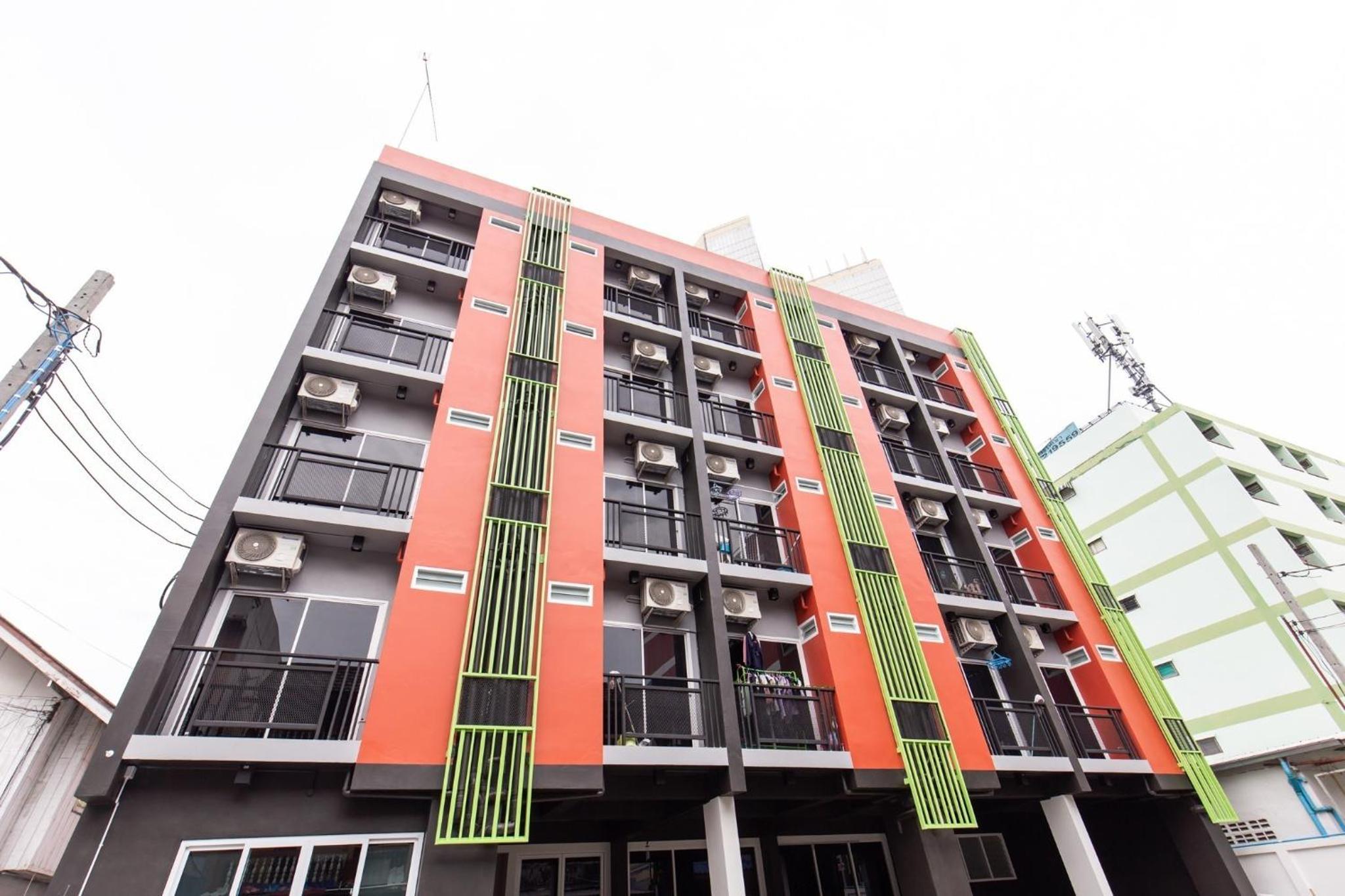 Mango 10 House
