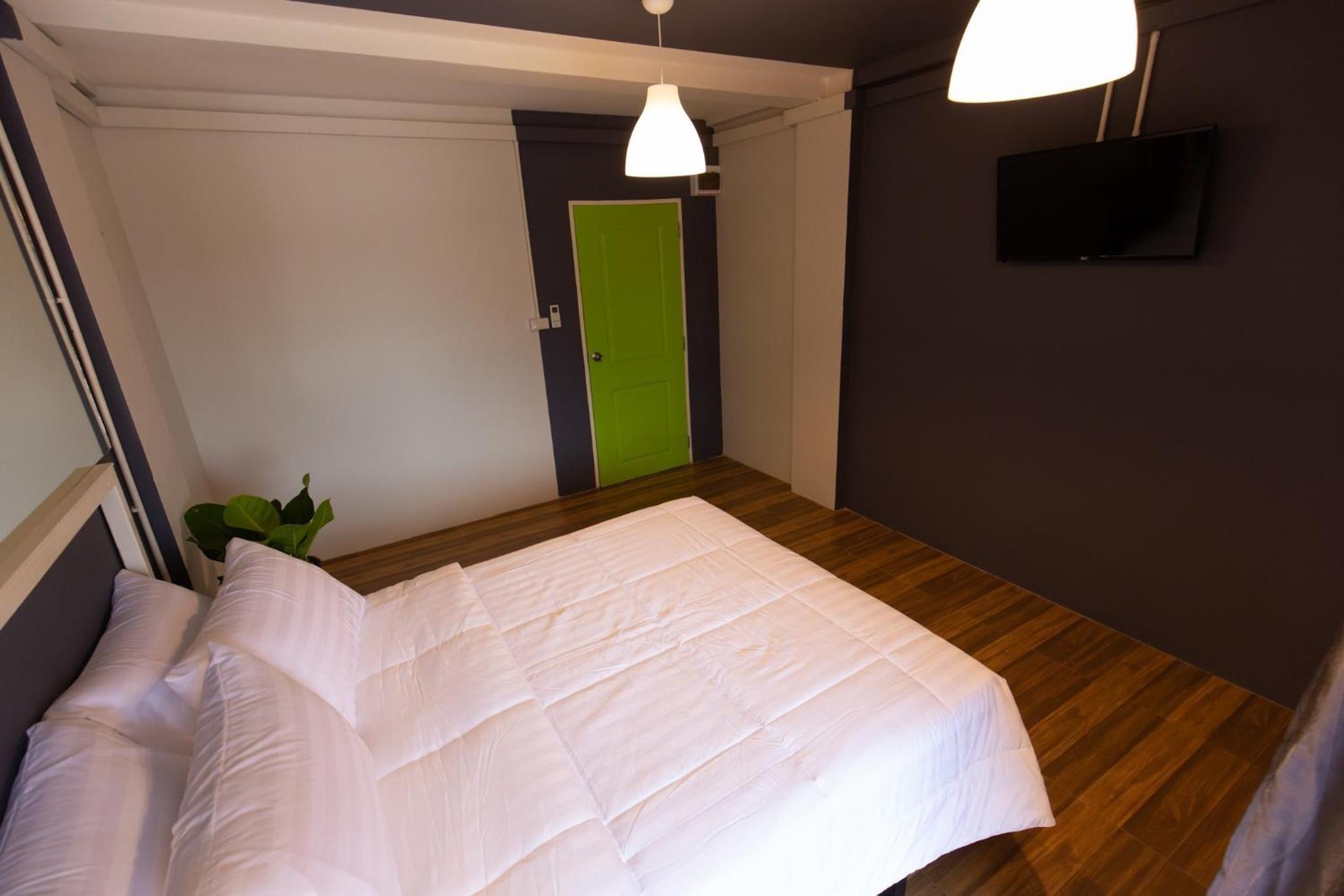 Mango 10 House