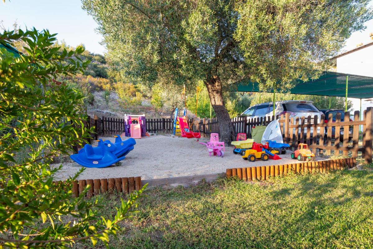 children's play area