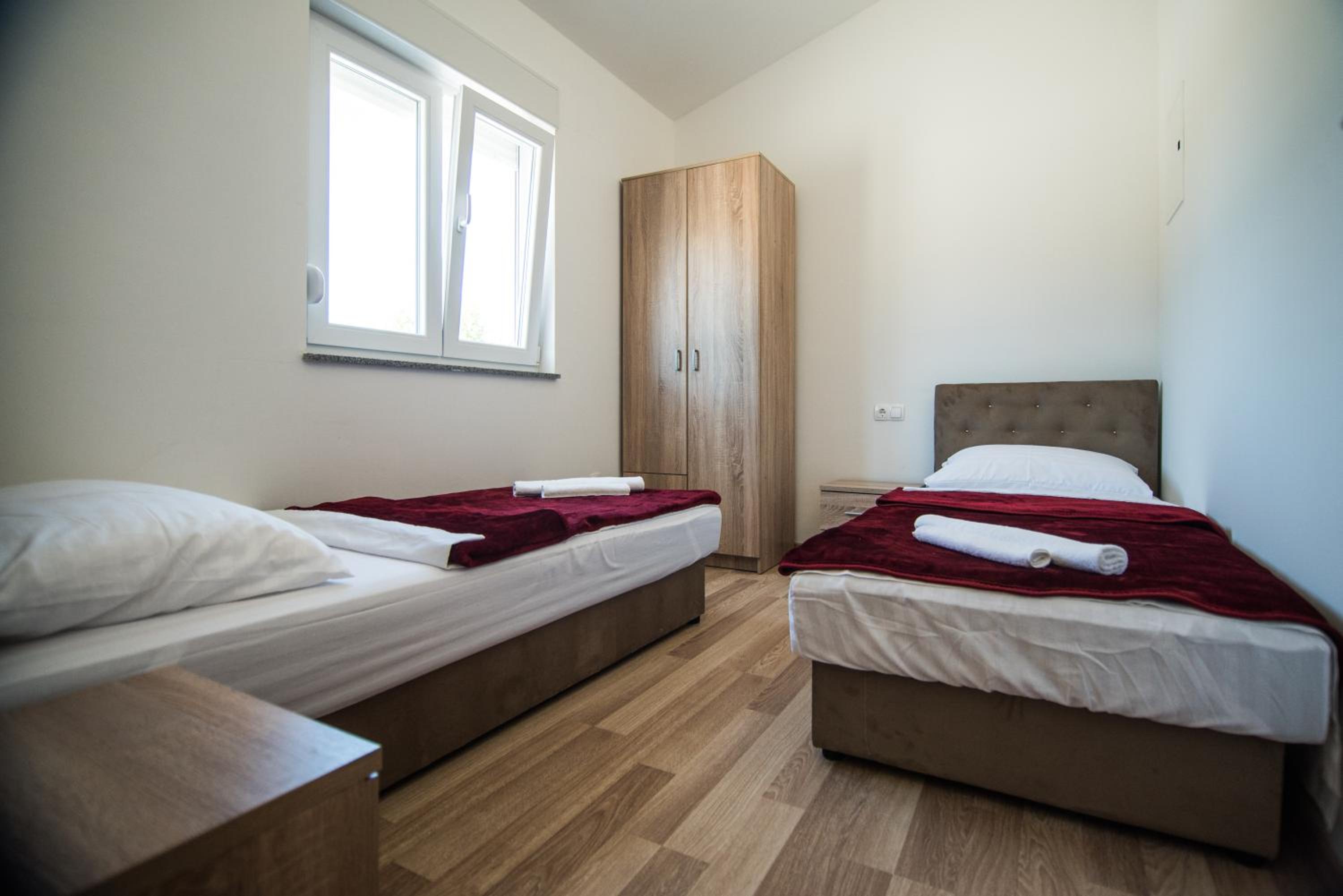 Apartments Slapovi