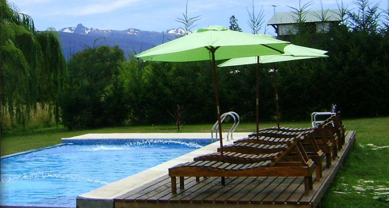 Las Nubes Piscina interior y exterior