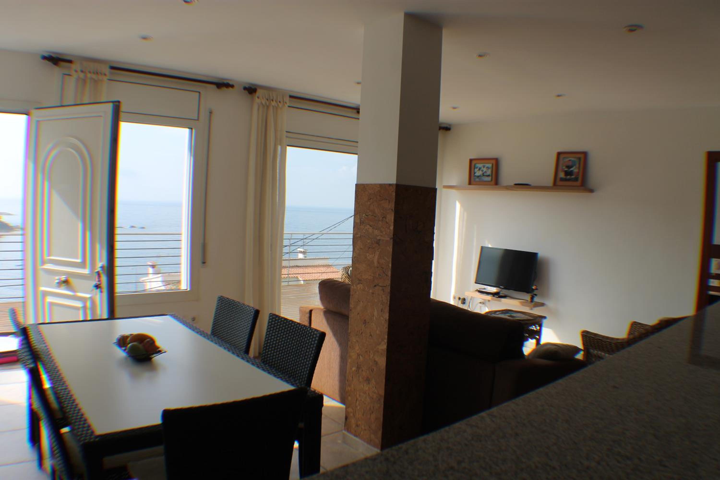Agi Rodas Apartments