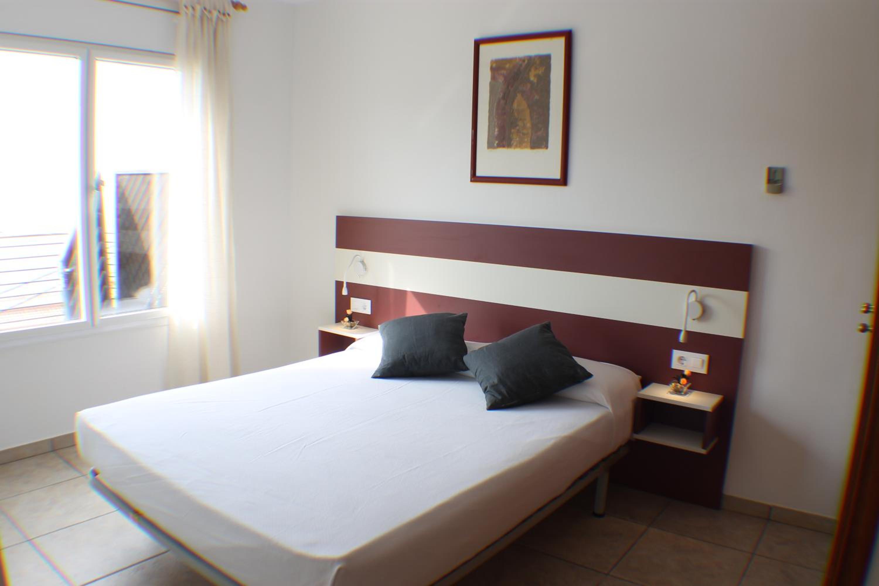 Agi Rodas Apartments