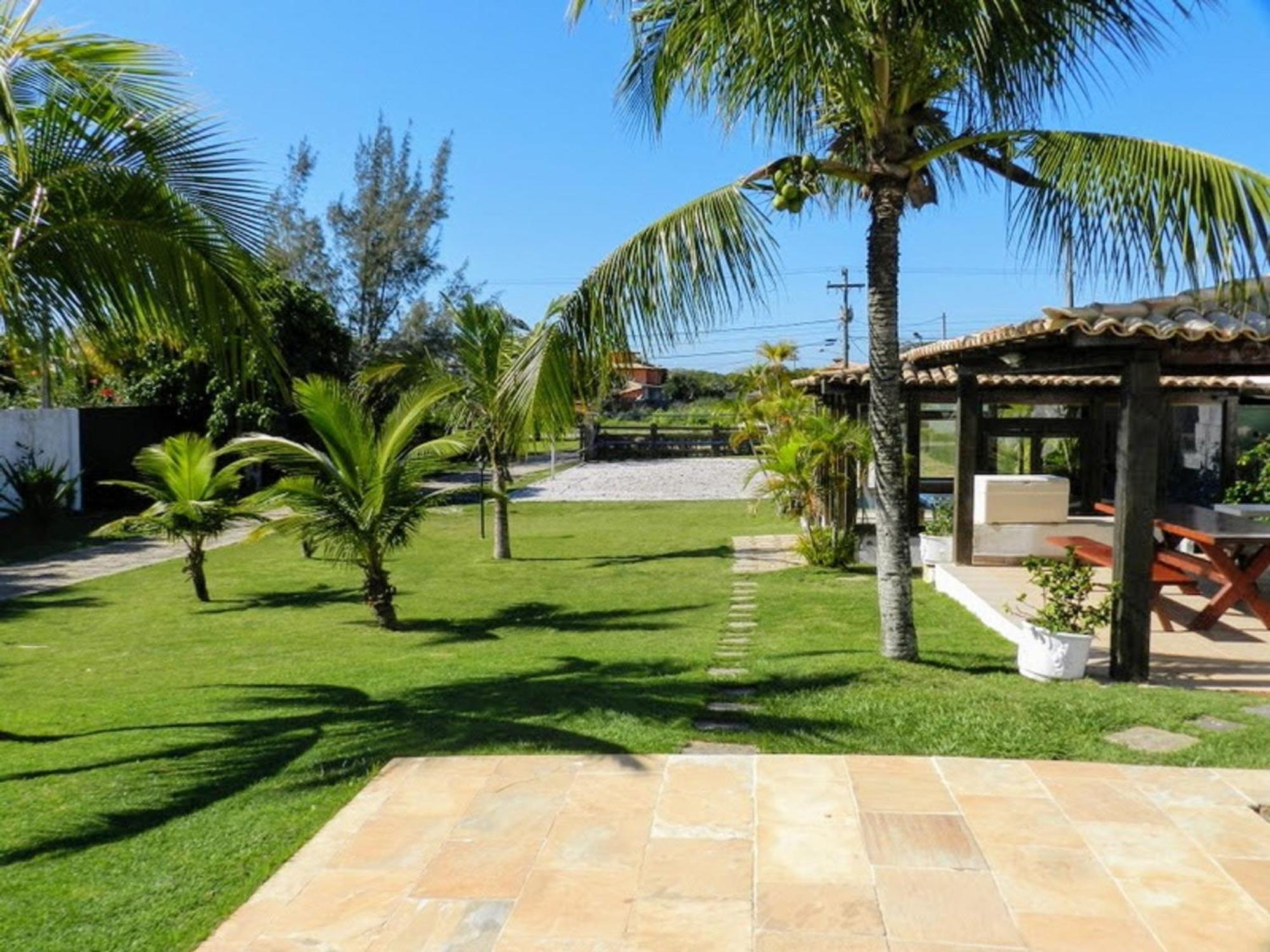 Excelente casa a 150 mts da Praia da Ferradura
