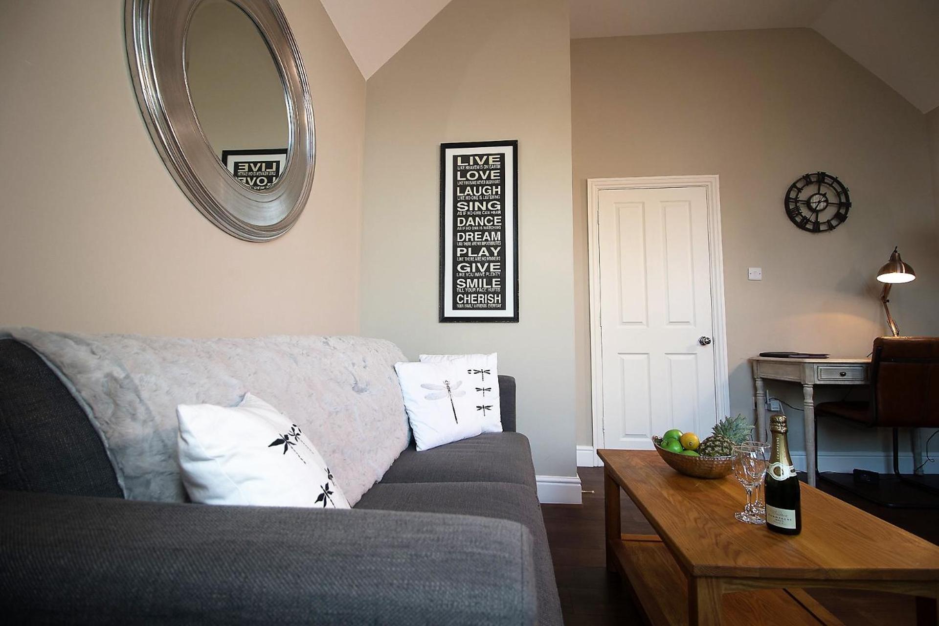 Lord Raglan House One Bedroom with Parking