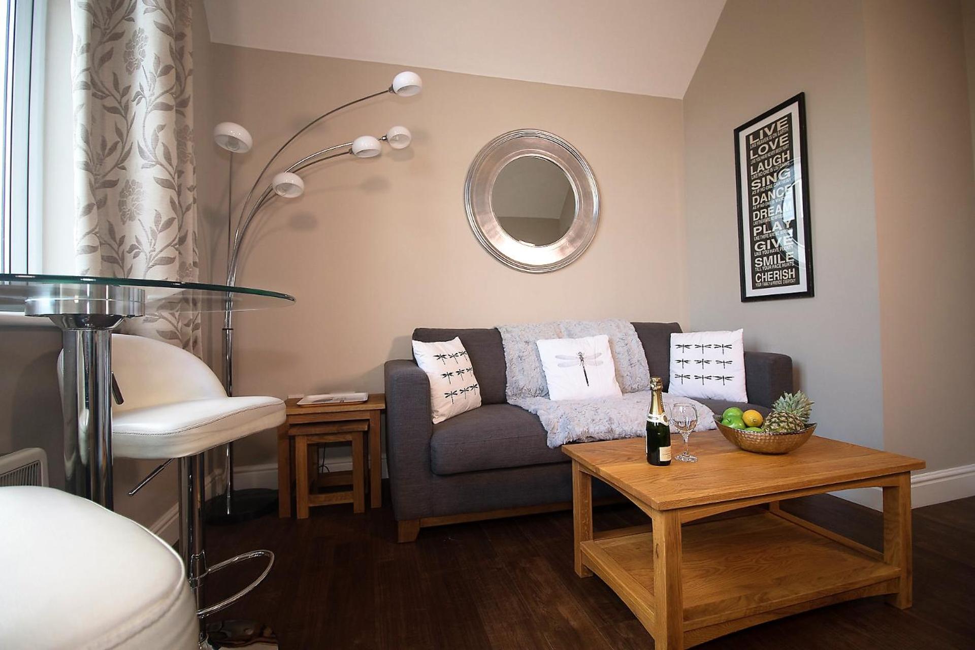Lord Raglan House One Bedroom with Parking