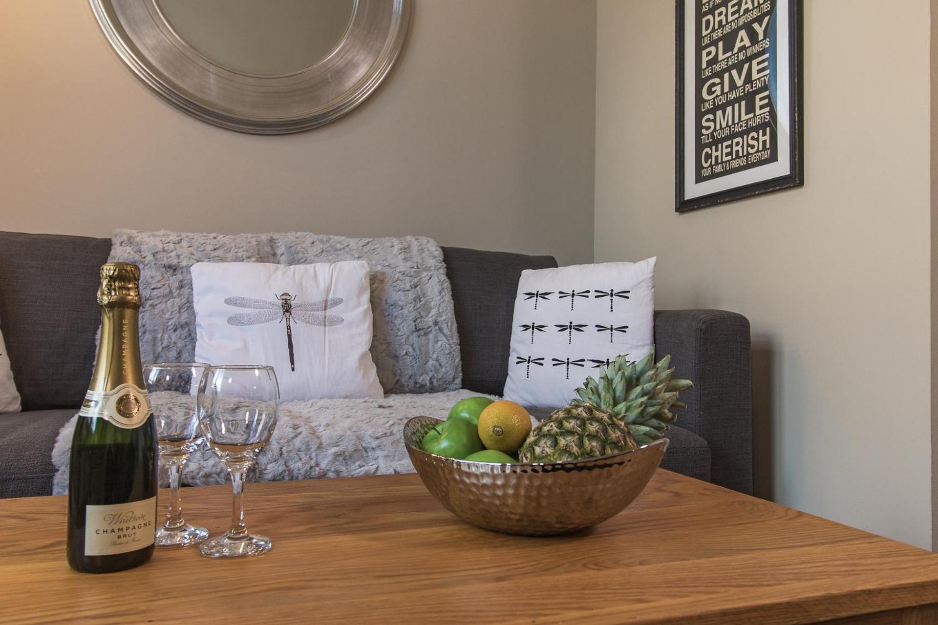 Lord Raglan House One Bedroom with Parking