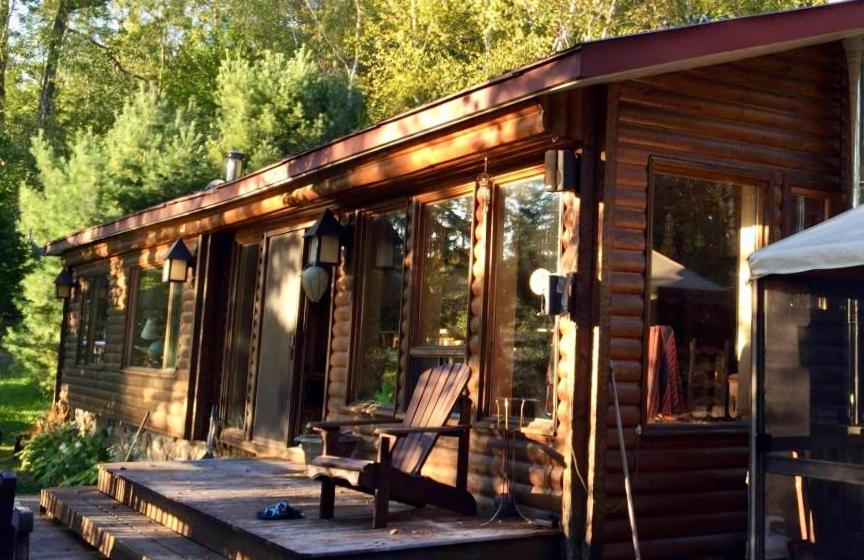 Hotel Chalet "Ici et maintenant, sur le lac" - Image 1