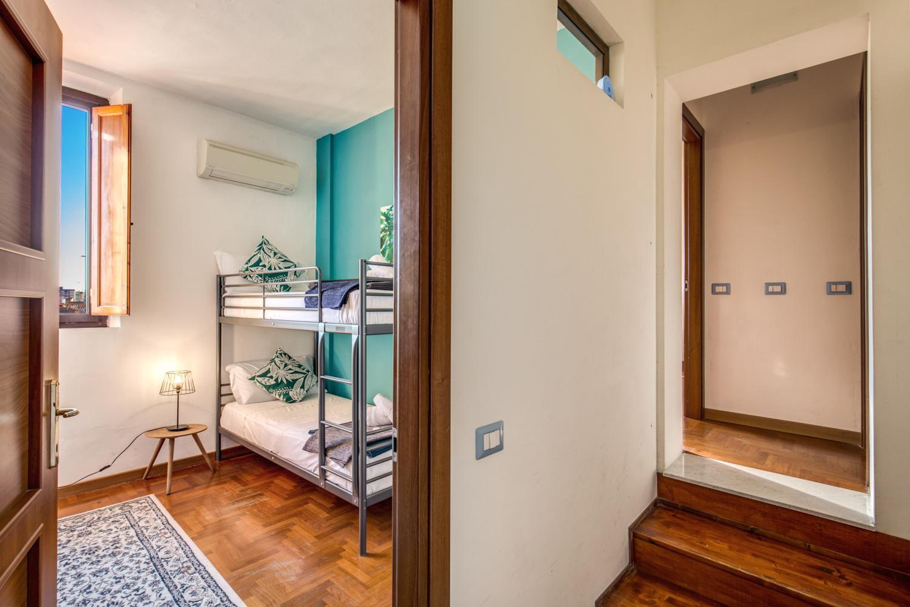 AwesHomeItaly - Lungarno Bellavista Penthouse