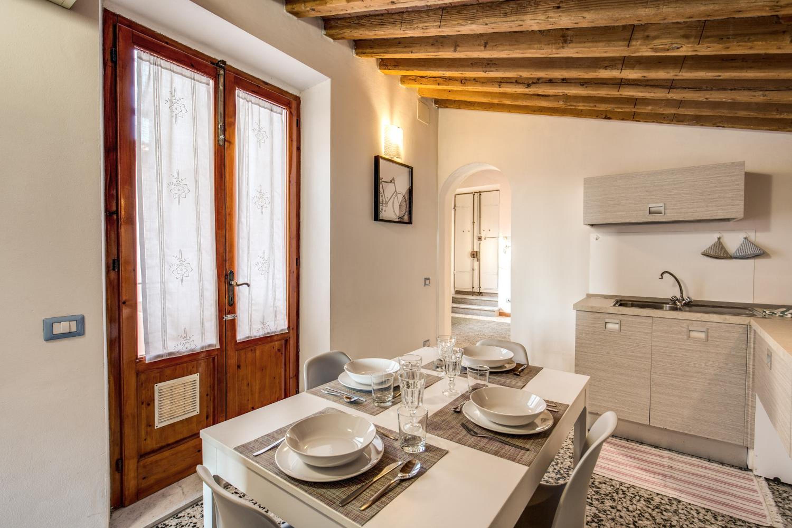 AwesHomeItaly - Lungarno Bellavista Penthouse