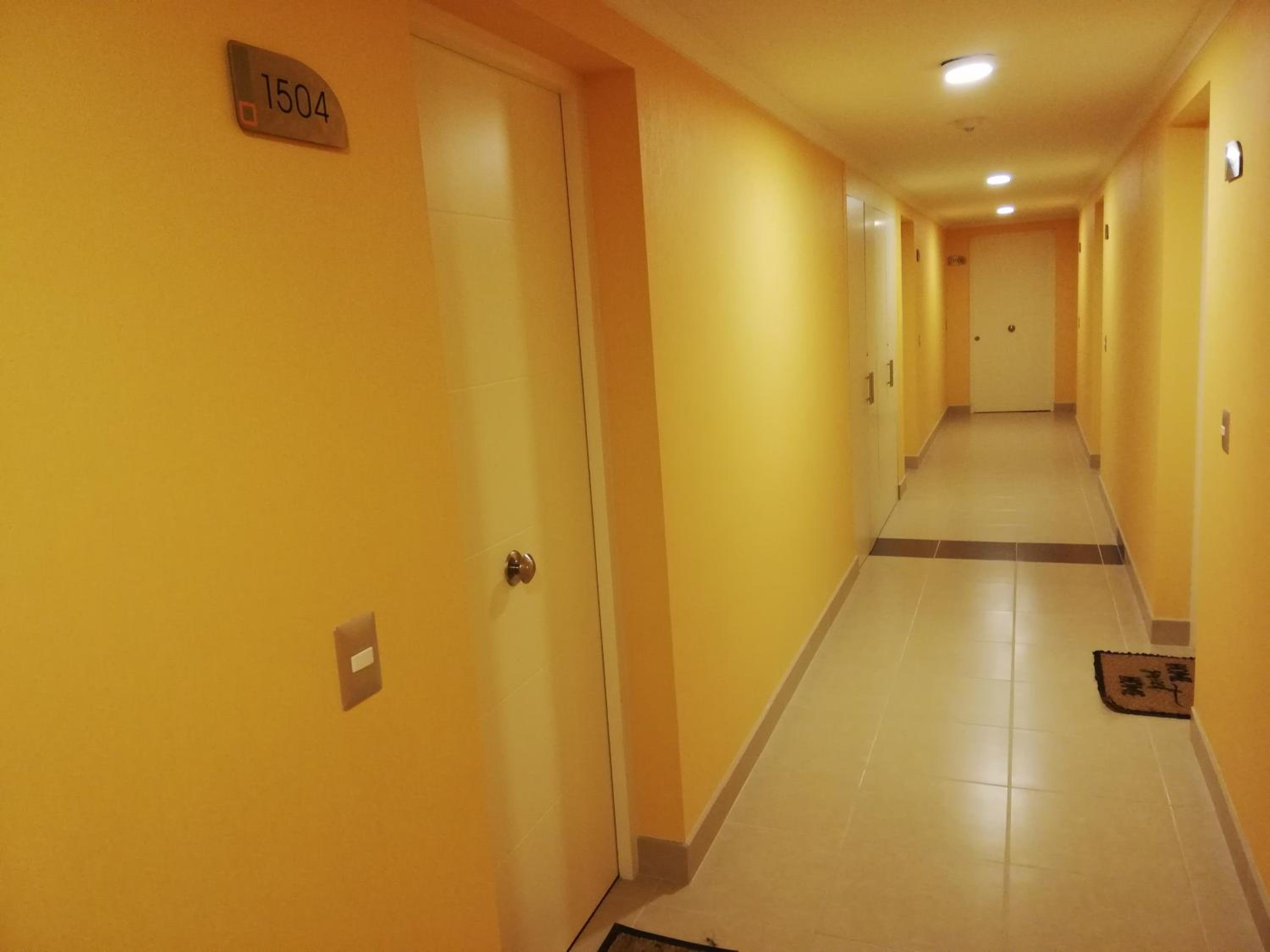 Depto Estudio 1811 Edificio Centro Blanco con estacionamiento en Temuco — other