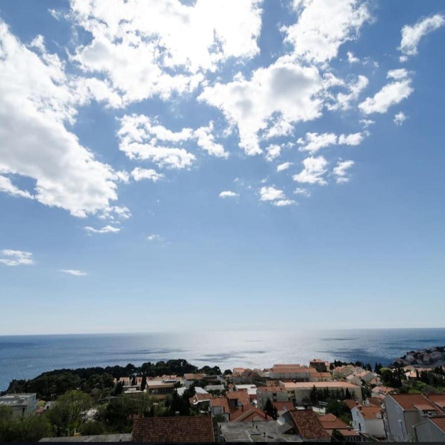Apartments Baltazar with Sea View&Jacuzzi