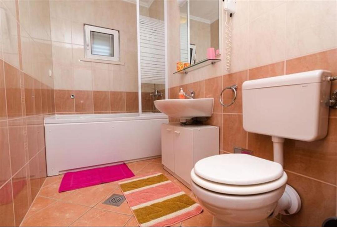 Apartments Baltazar with Sea View&Jacuzzi