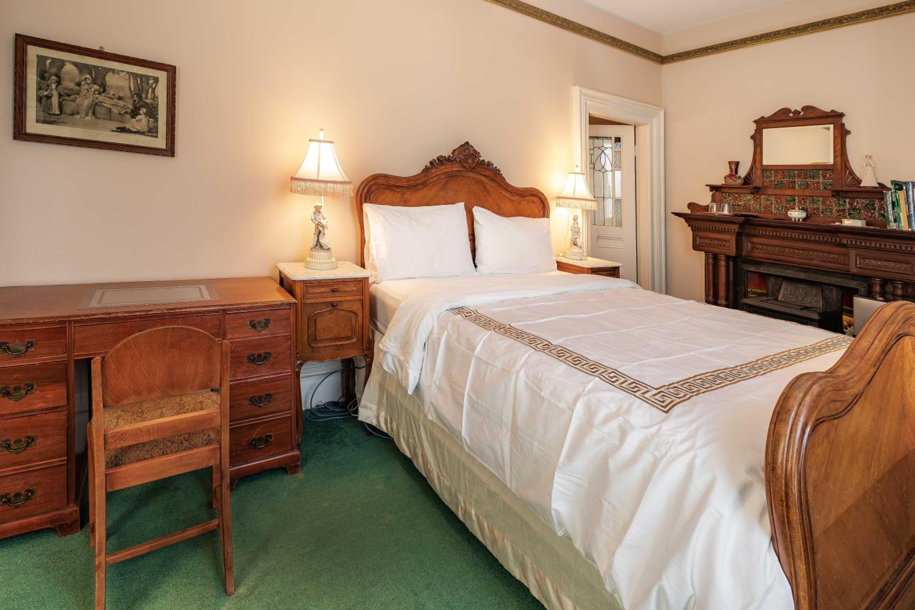 Amethyst Inn, photo 16