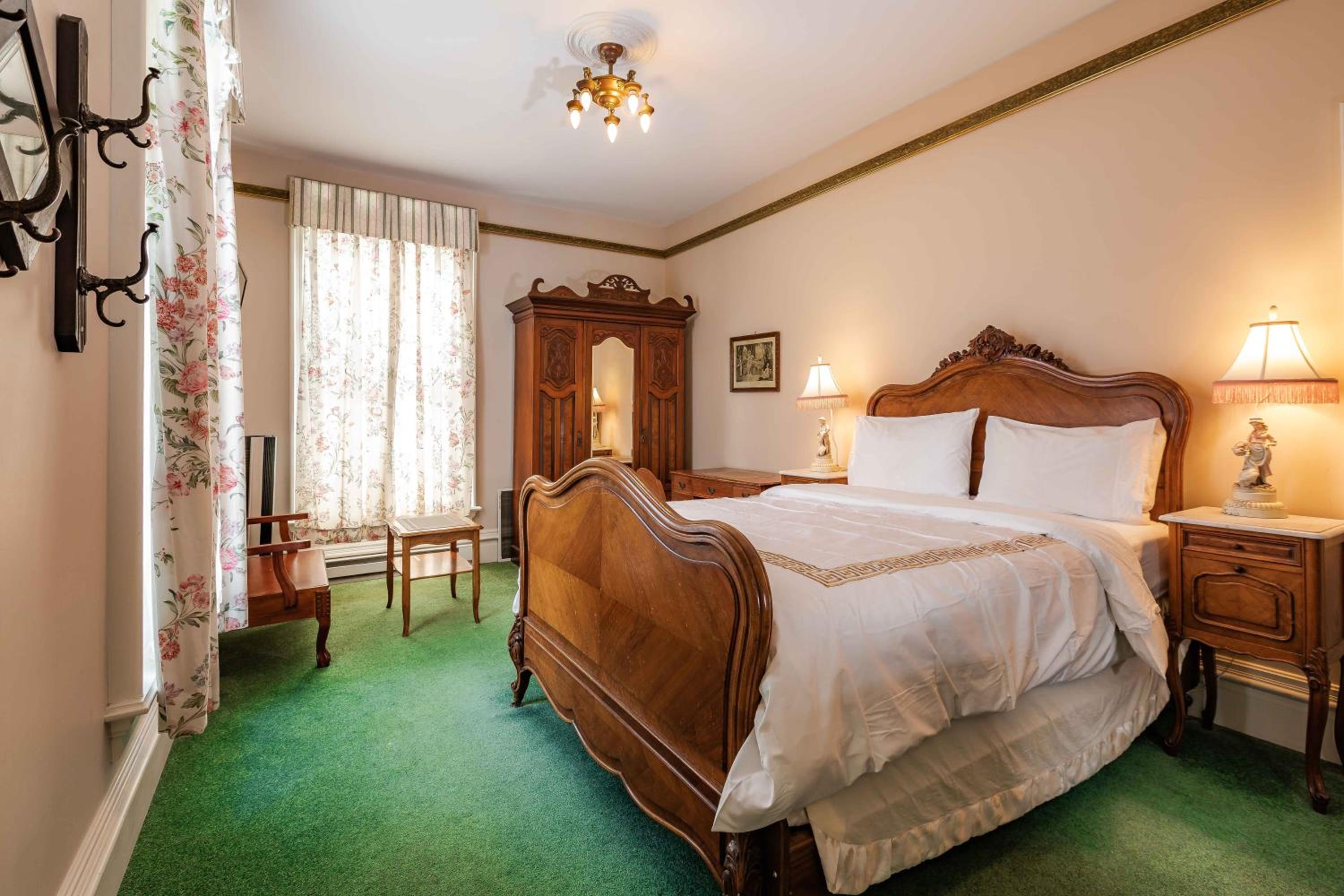 Amethyst Inn, photo 66