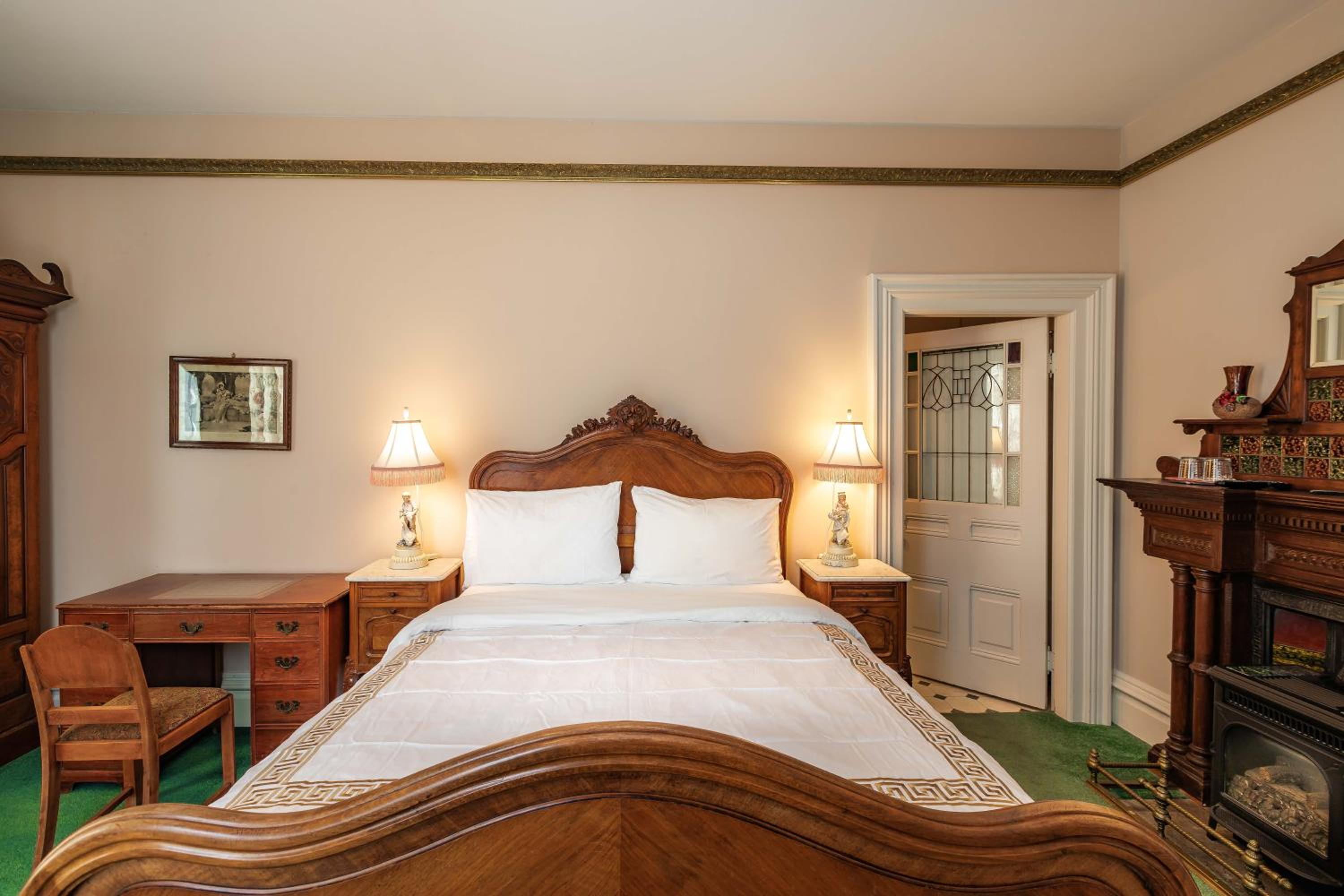Amethyst Inn, photo 21