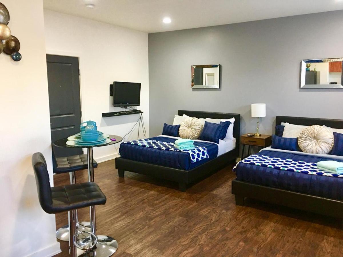Cozy Getaway Studio in Hollywood Area