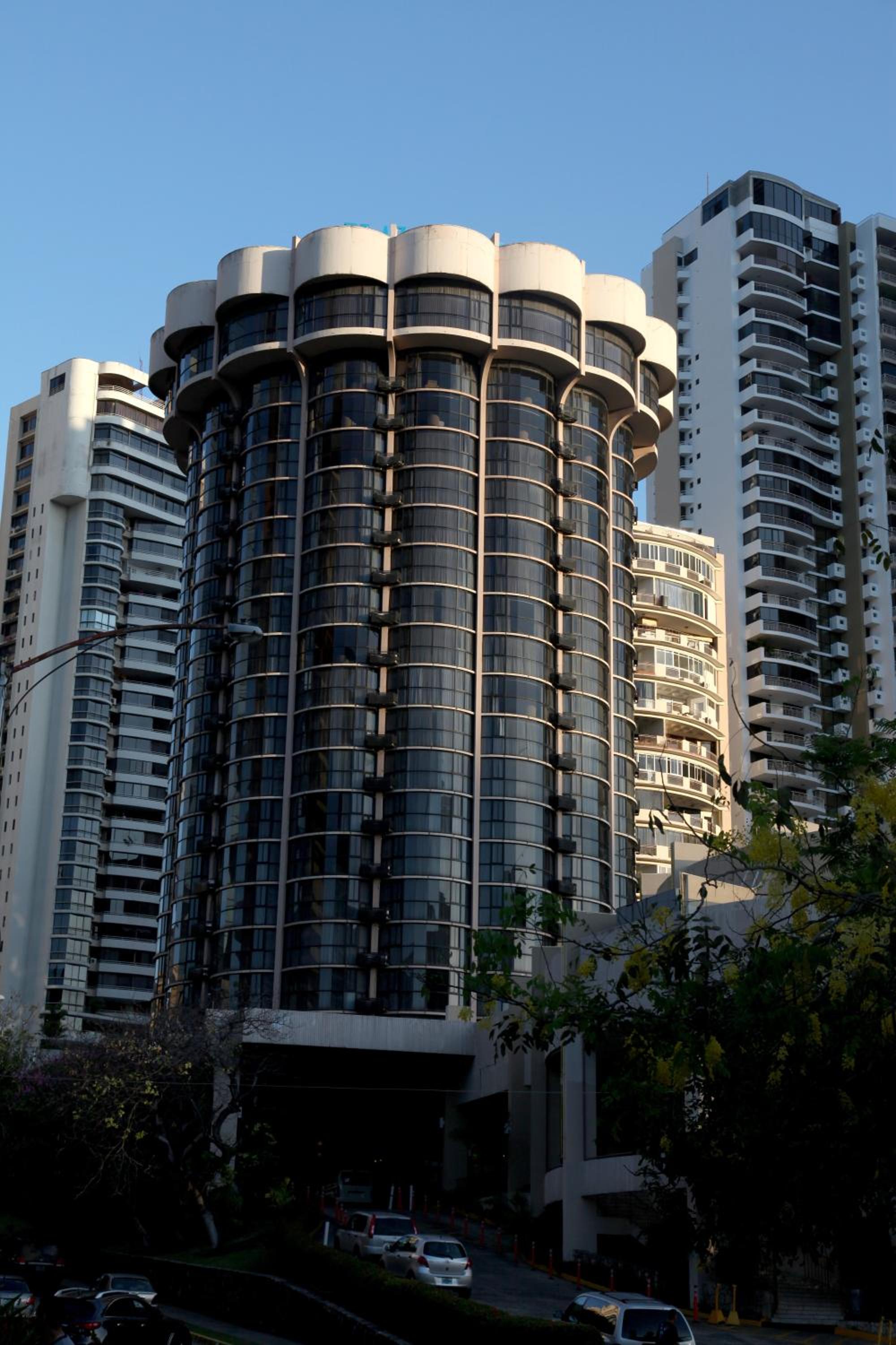 Hotel Plaza Paitilla Inn - Image 1