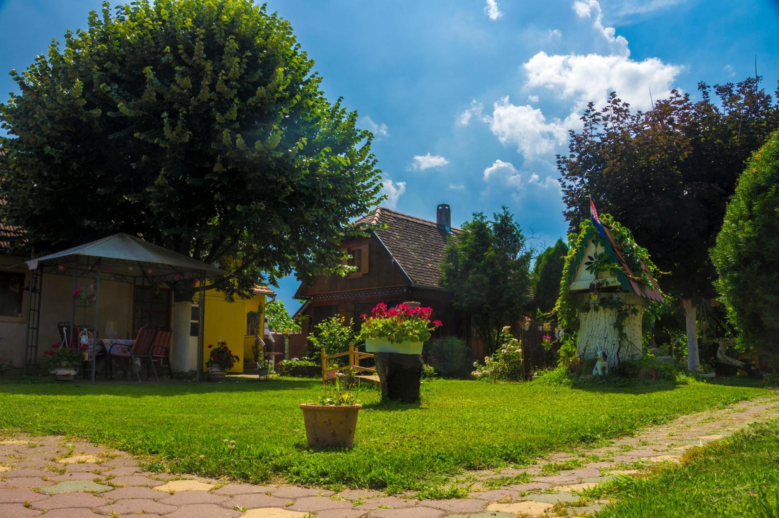 Apartments Suncani
