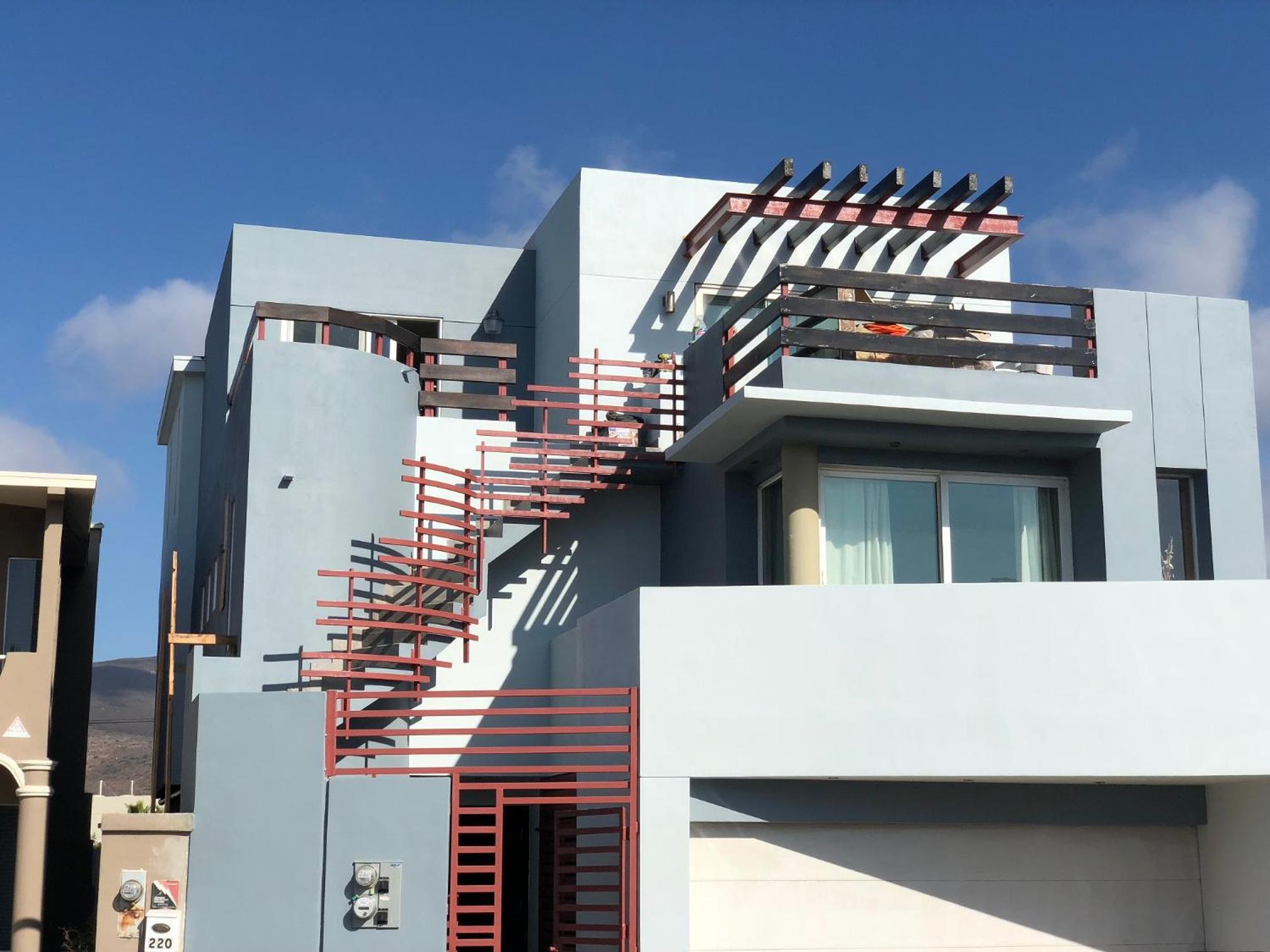 Hotel Deluxe Studio Close to Beach - Image 1